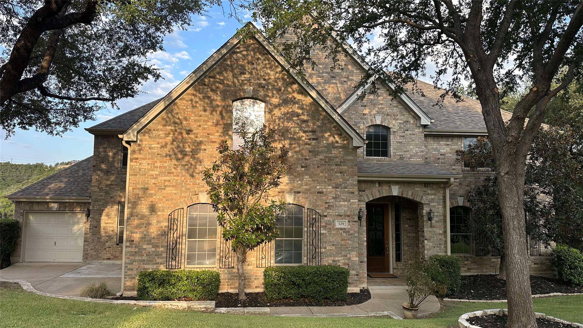 129 Sebastians RUN, Lakeway, TX 78738