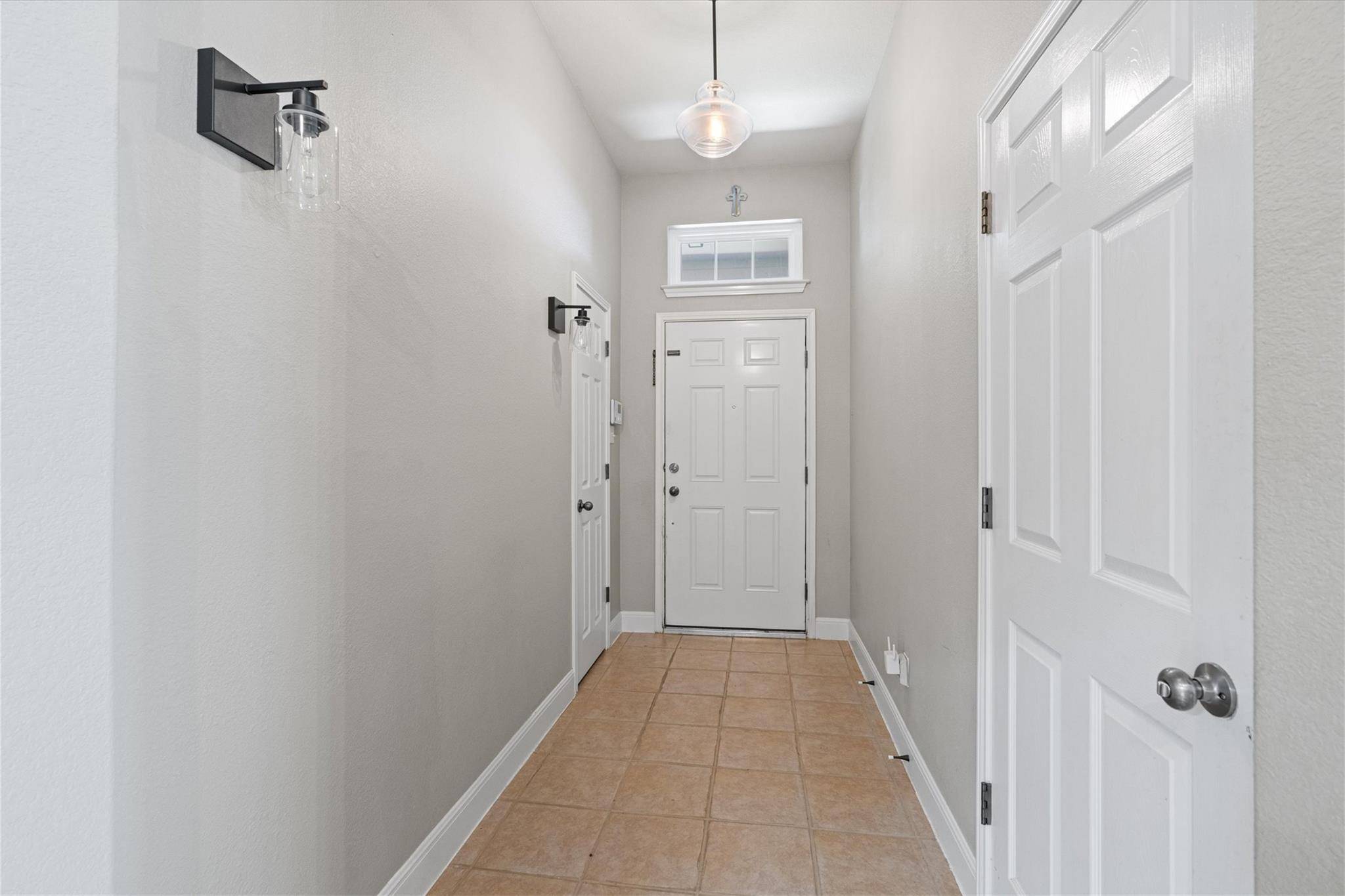 1108 Calistoga DR, Leander, TX 78641
