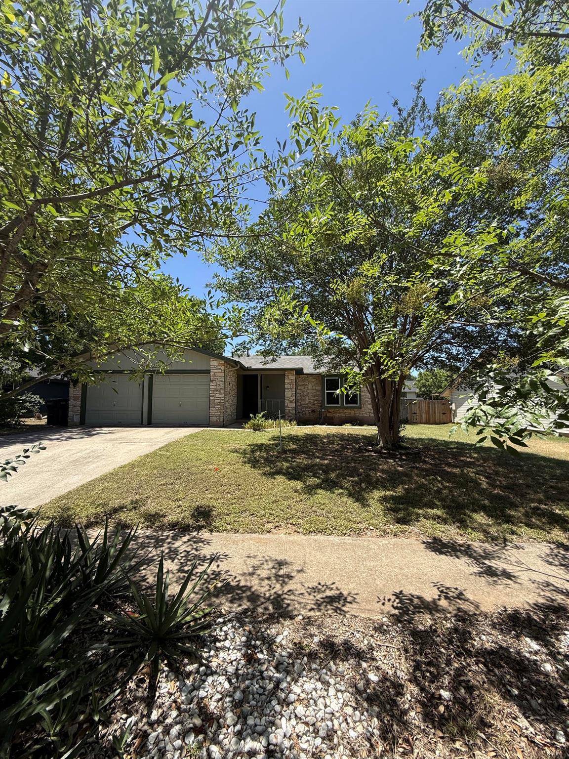 3607 Cornerstone ST, Round Rock, TX 78681