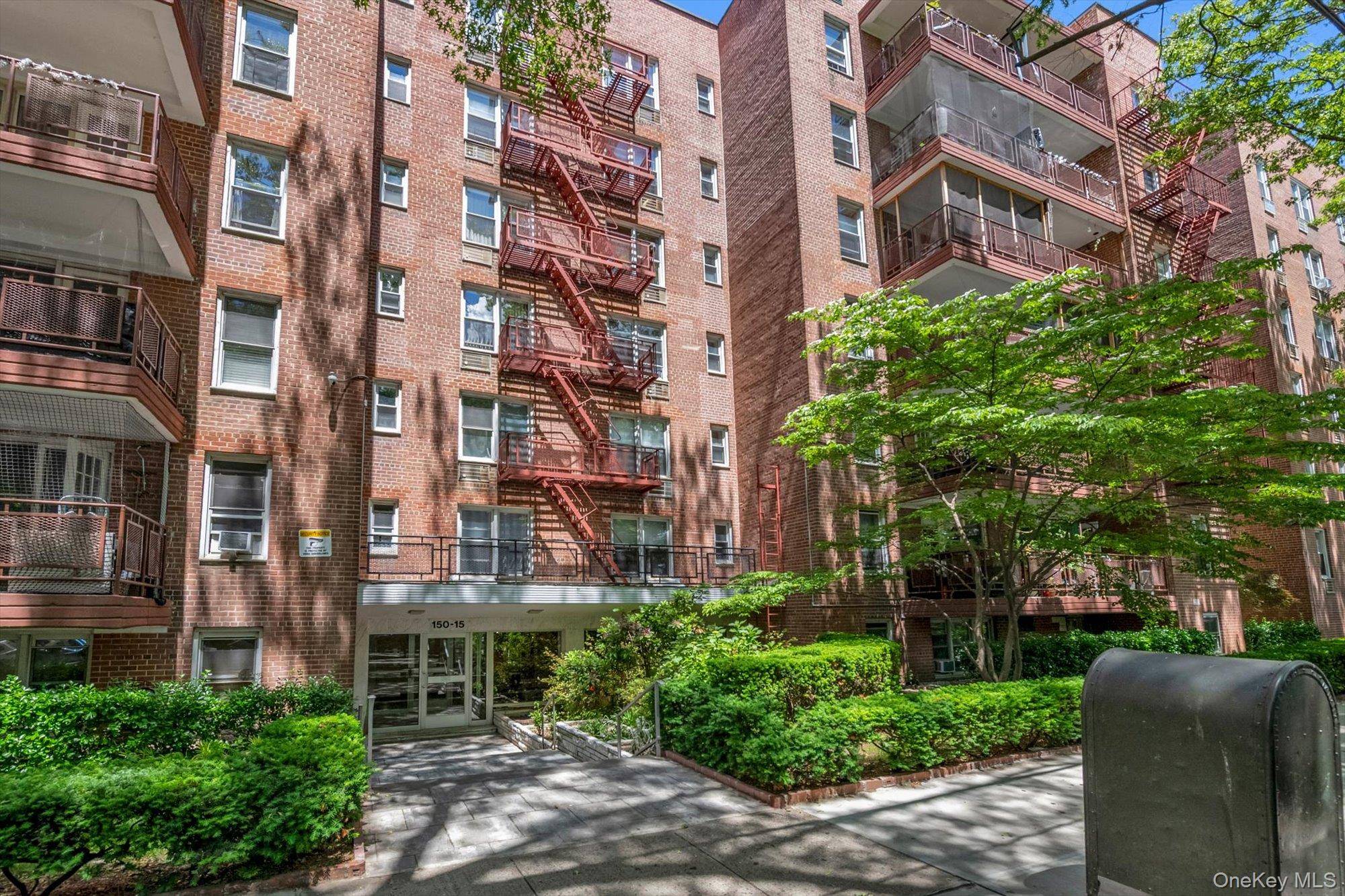 150-15 79 AVE #1A, Kew Garden Hills, NY 11367