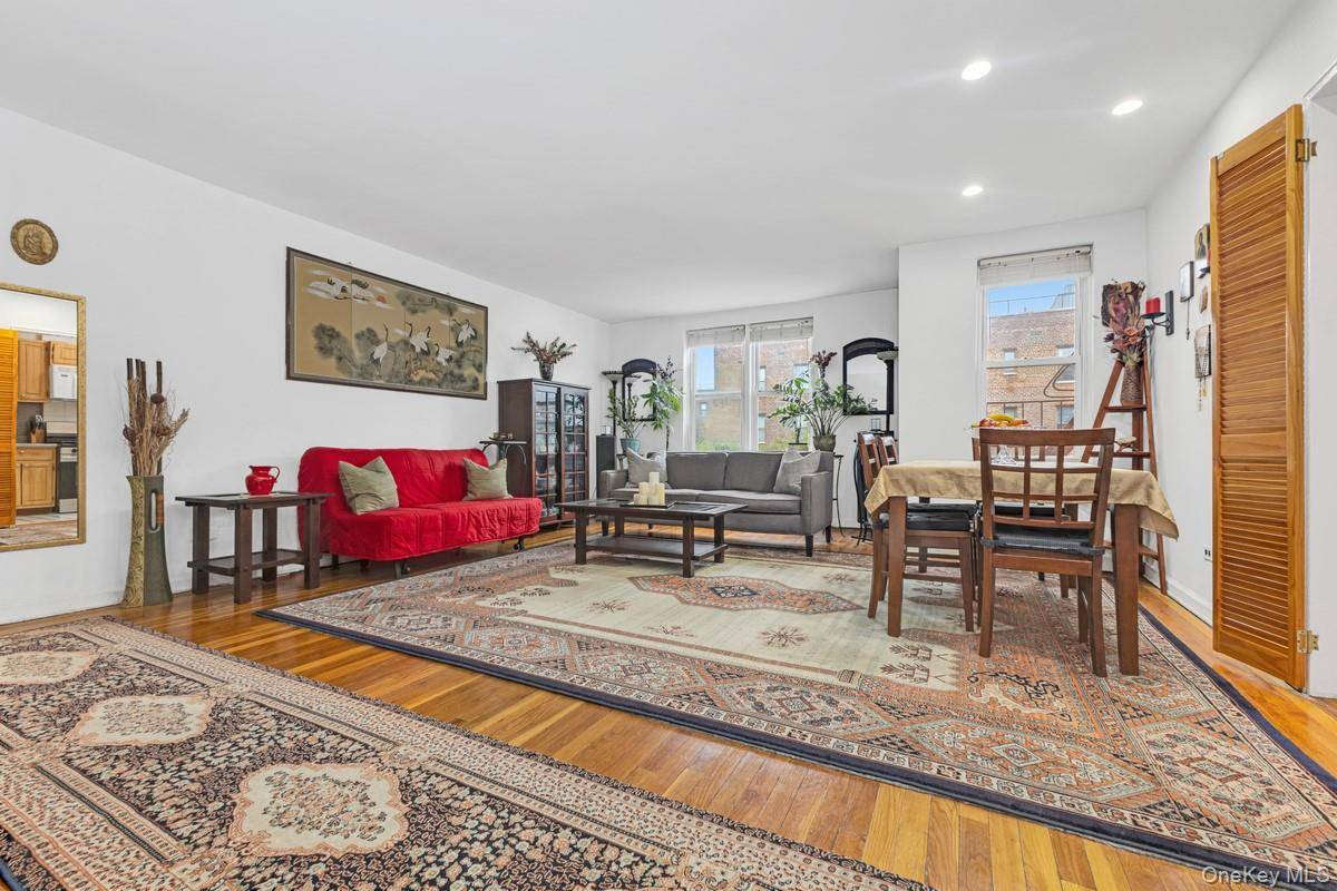 66-33 Yellowstone BLVD #5B, Forest Hills, NY 11375
