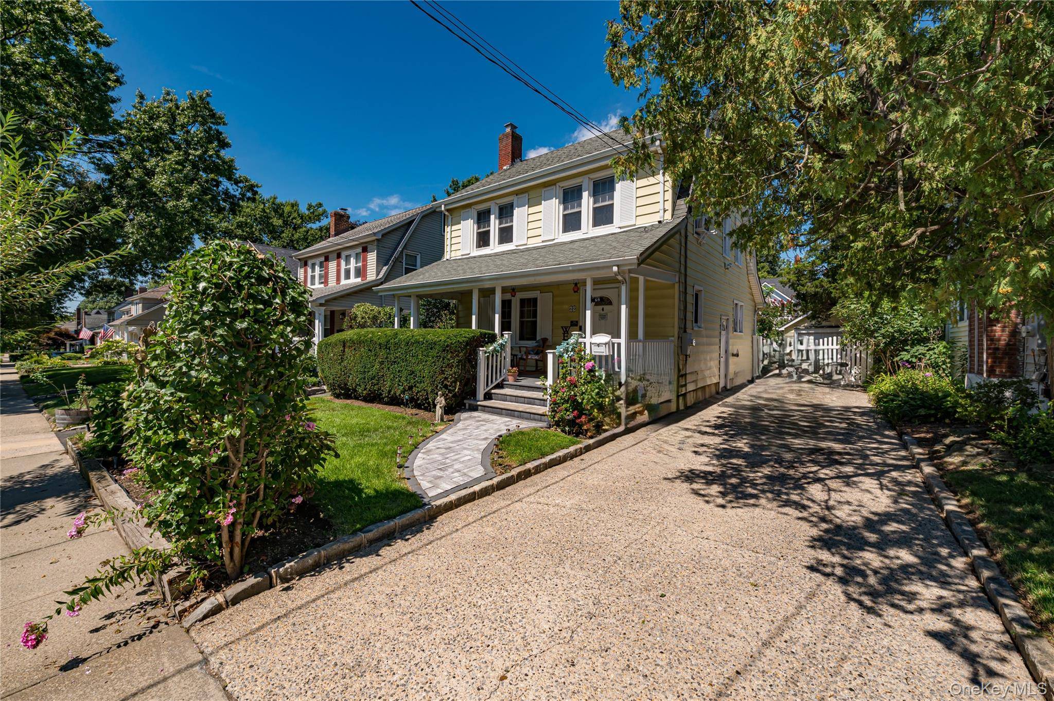 69 Bar Beach RD, Port Washington, NY 11050