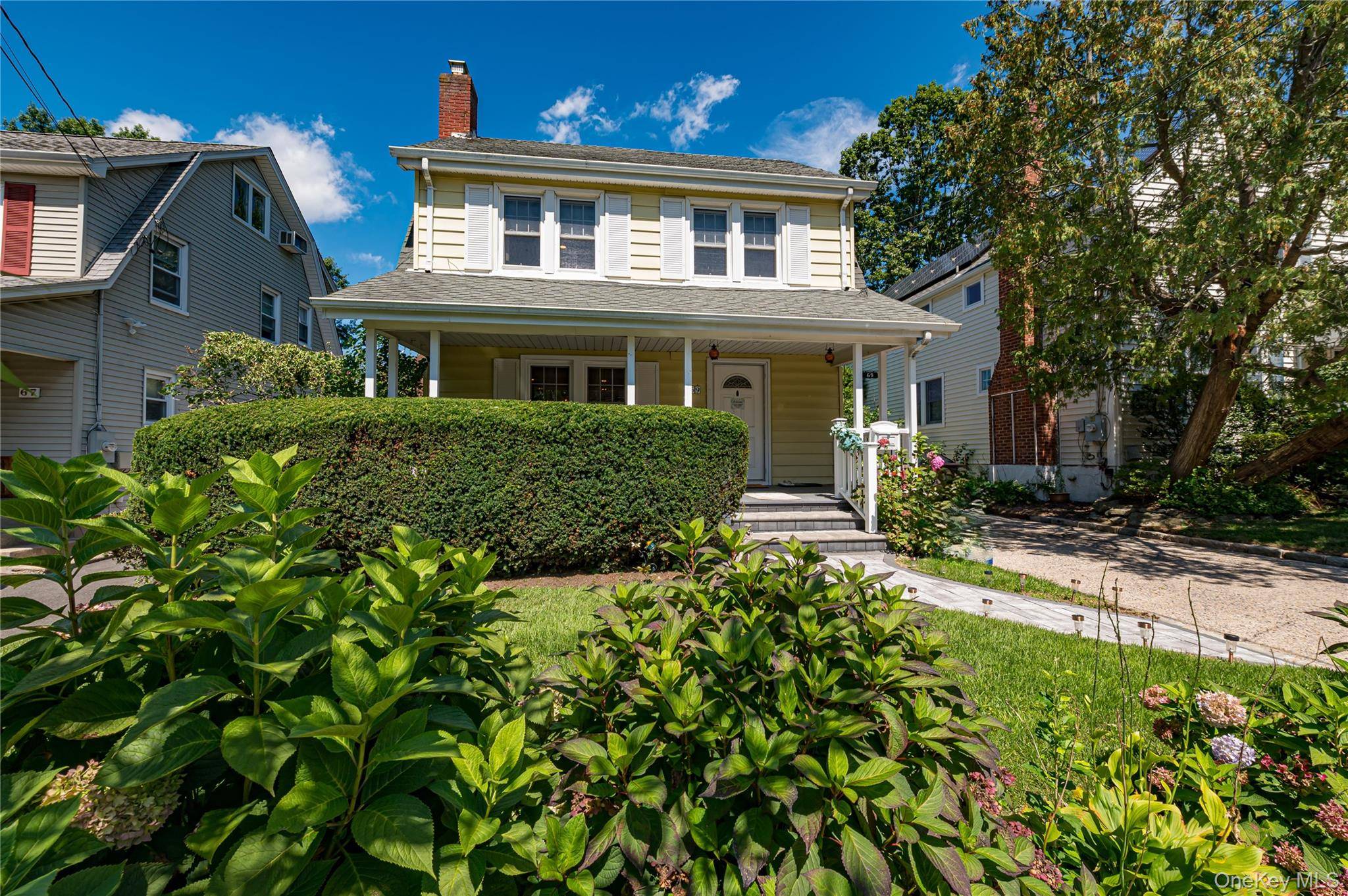 69 Bar Beach RD, Port Washington, NY 11050