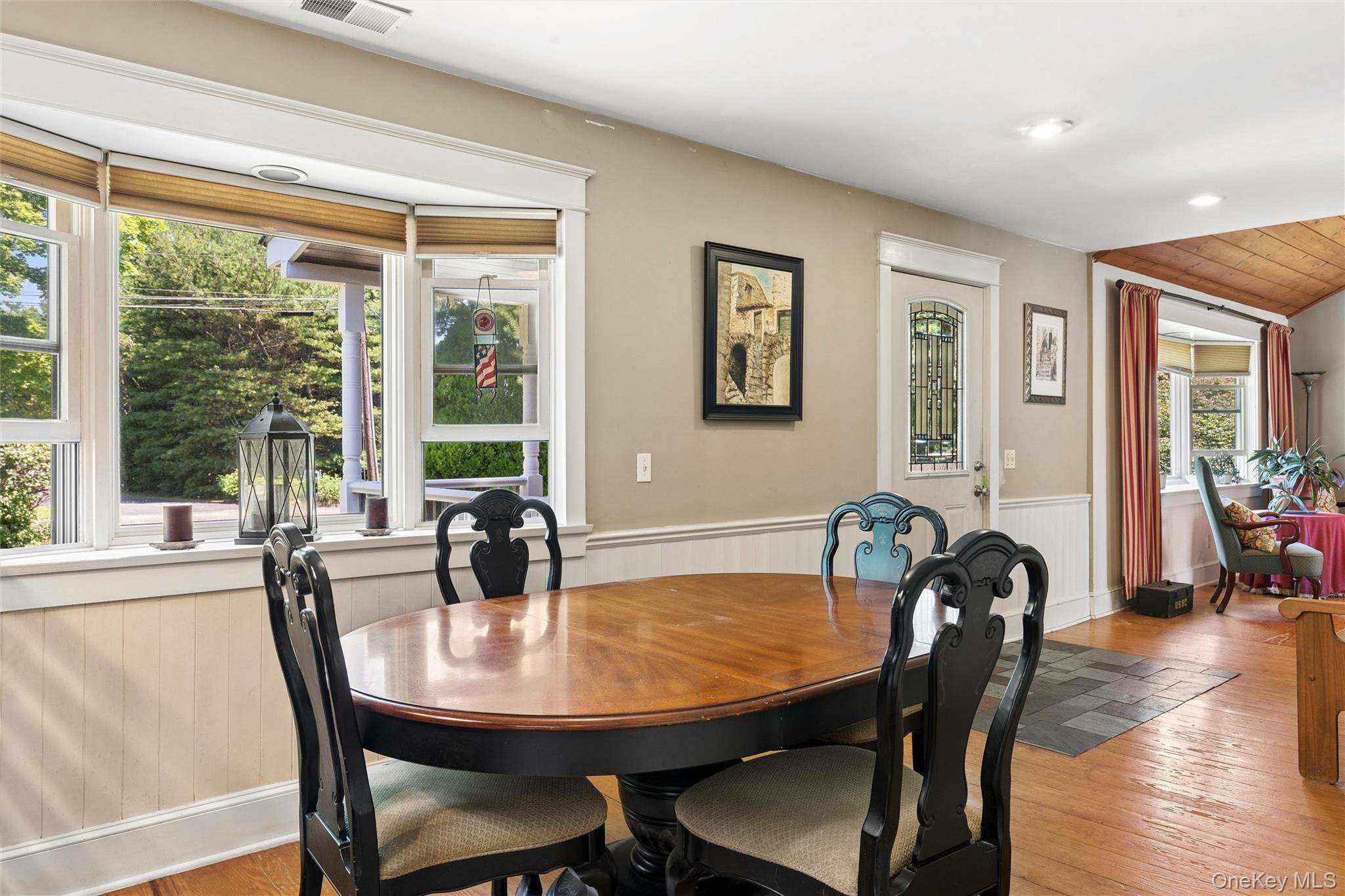 6205 Alvahs LN, Cutchogue, NY 11935