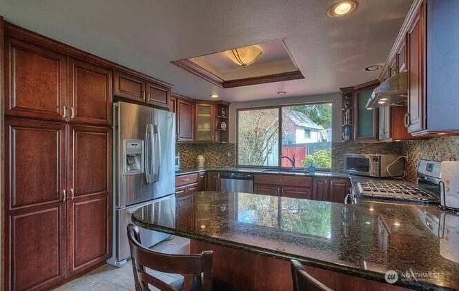 9502 S 200th ST, Kent, WA 98031