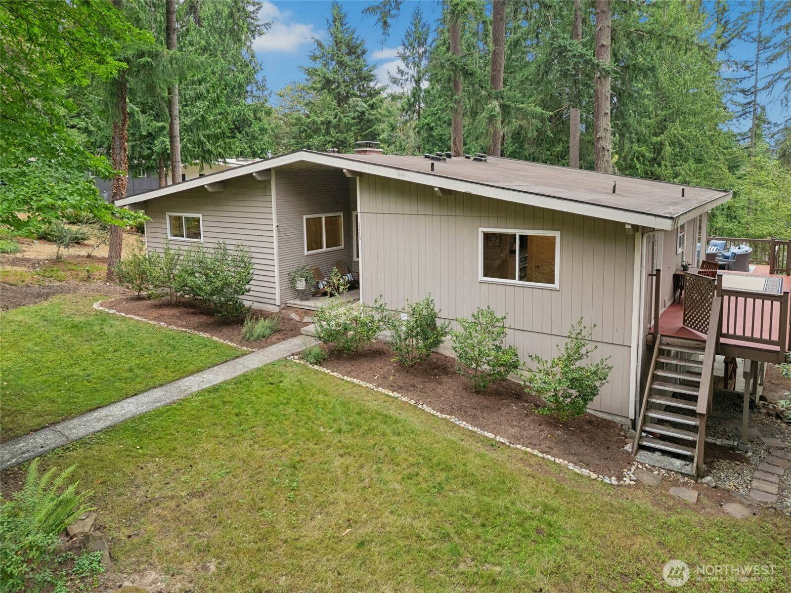 1115 Wildwood BLVD SW, Issaquah, WA 98027