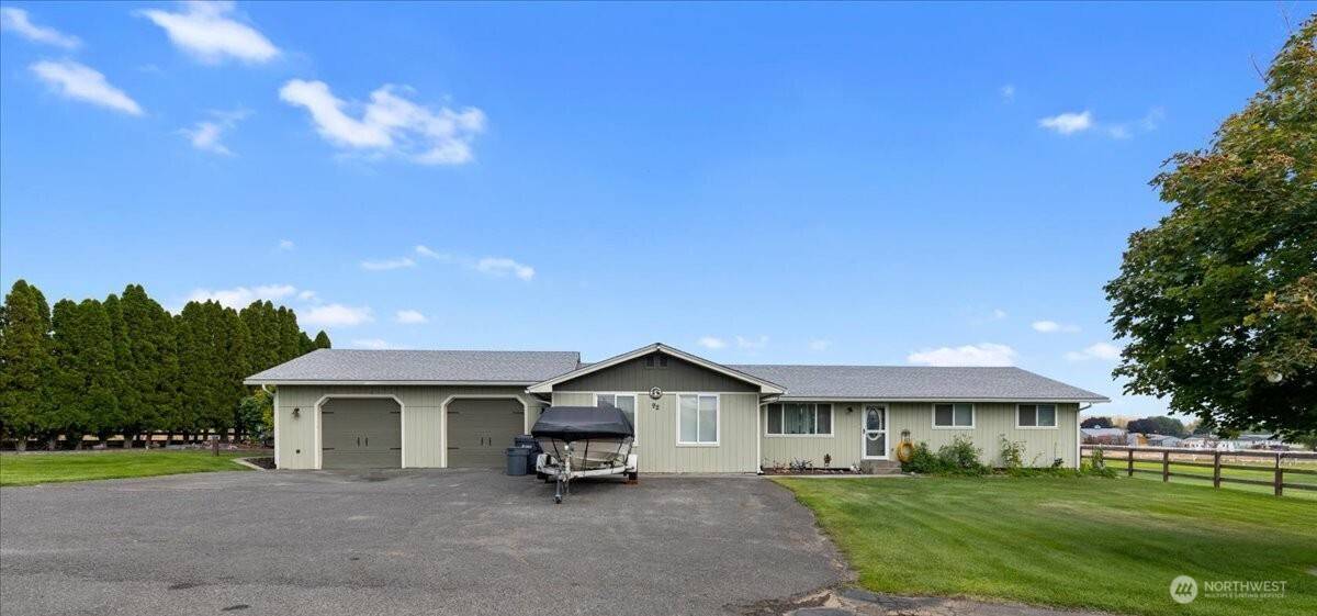 92 Clemans View RD, Selah, WA 98942