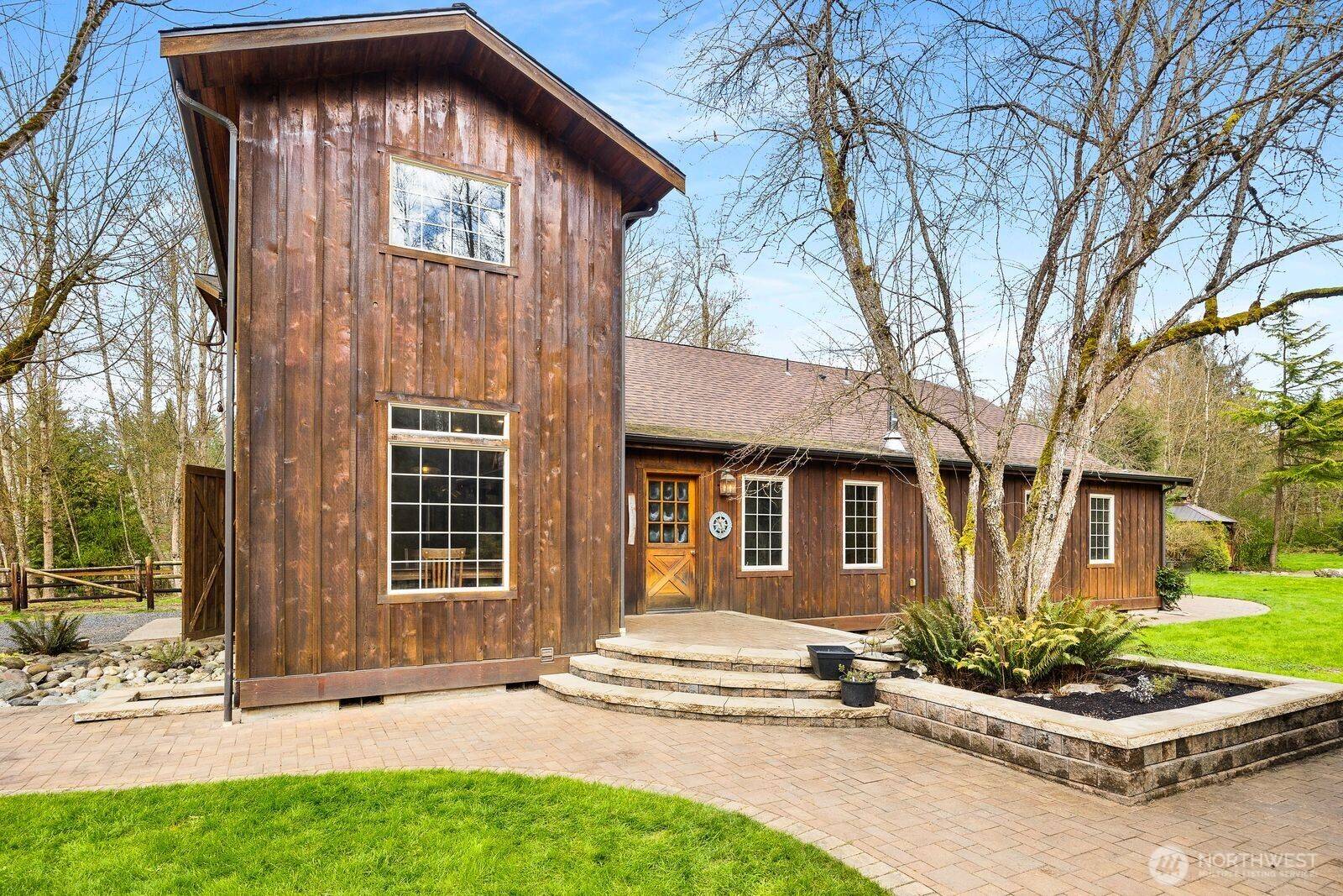 19529 17th DR NE, Arlington, WA 98223
