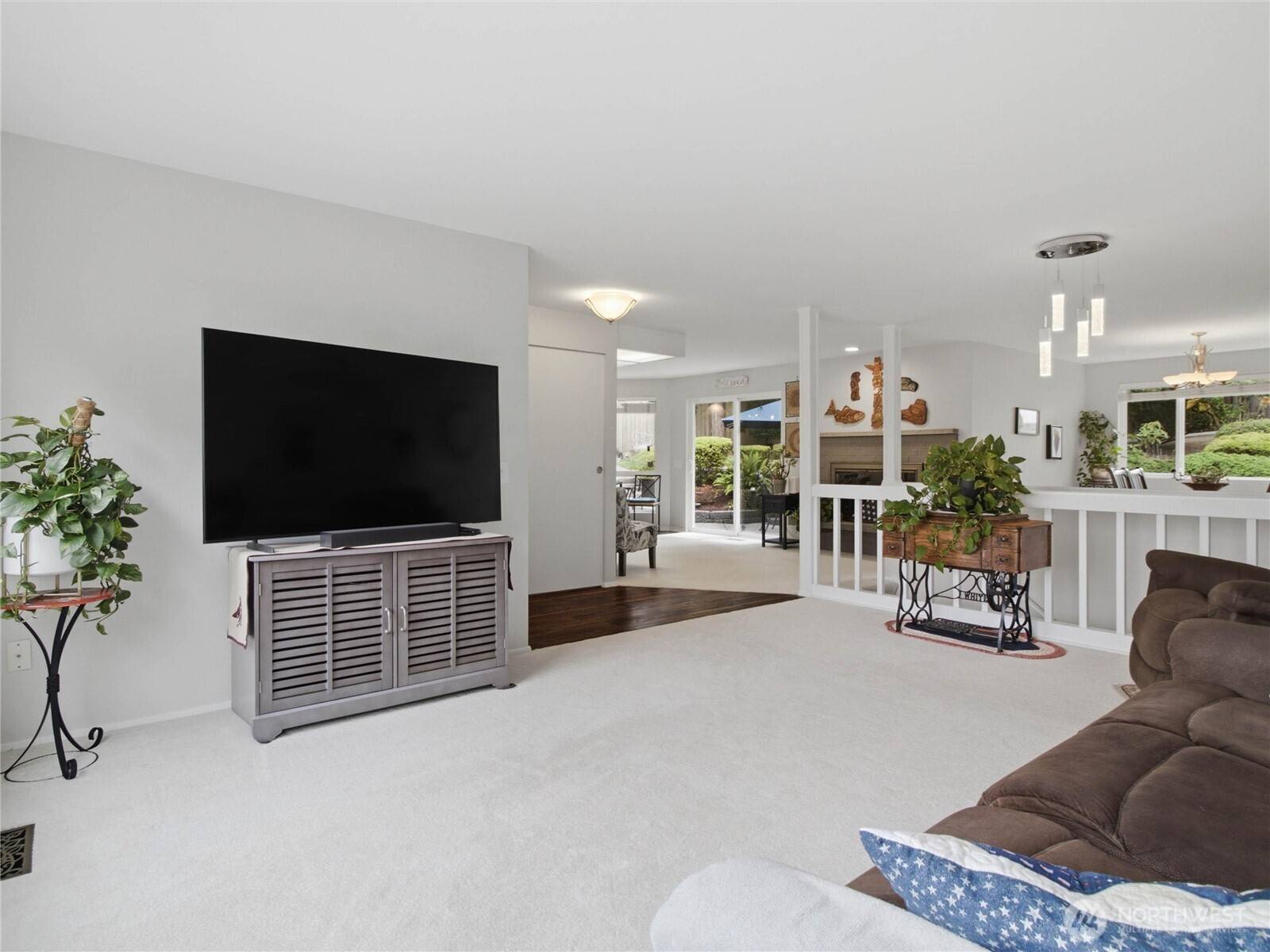 2012 SE Lincoln Circle CIR, Renton, WA 98055