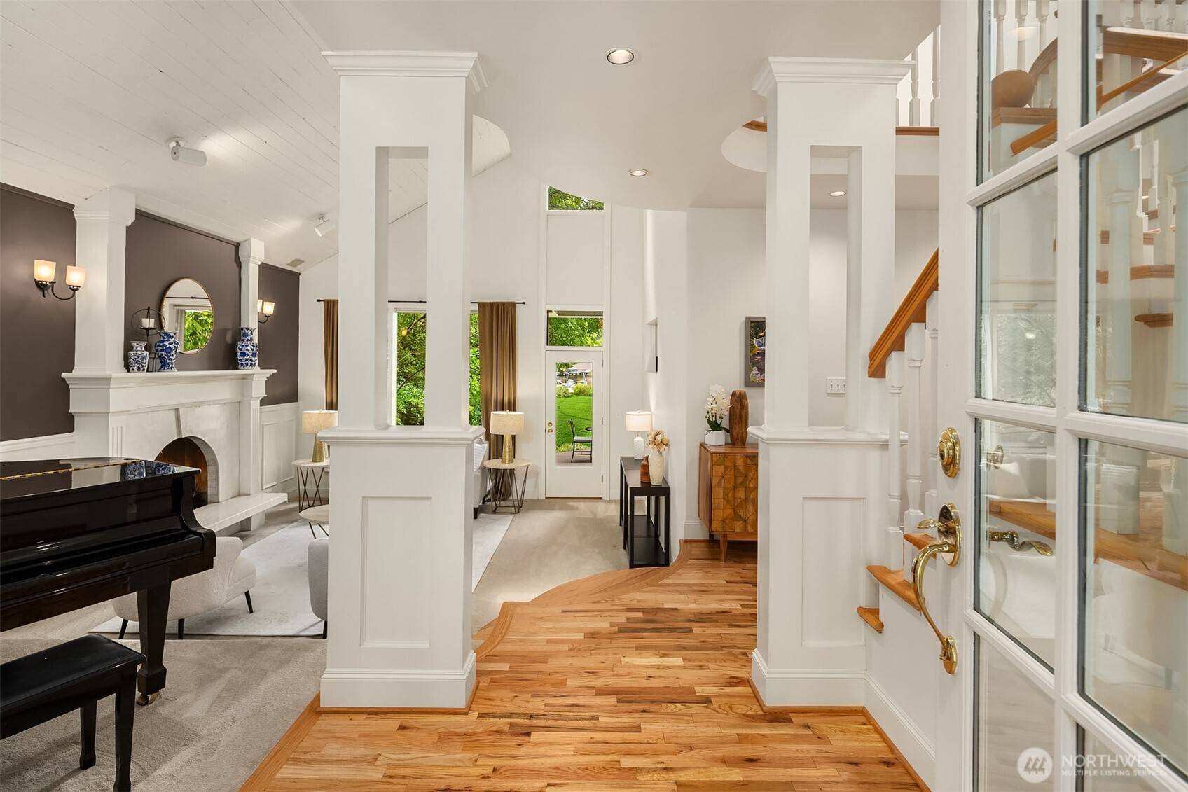 2459 215th AVE SE, Sammamish, WA 98075