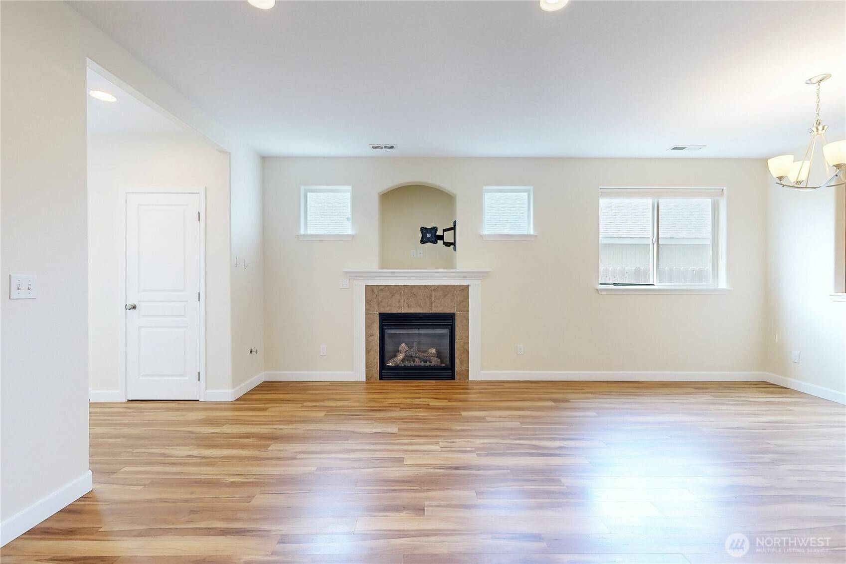 1212 SW Carver ST, College Place, WA 99324