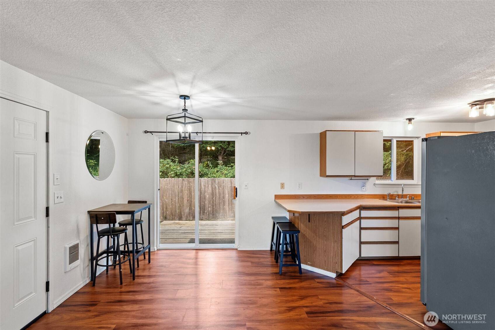 262 NE Bryan LN, Belfair, WA 98528