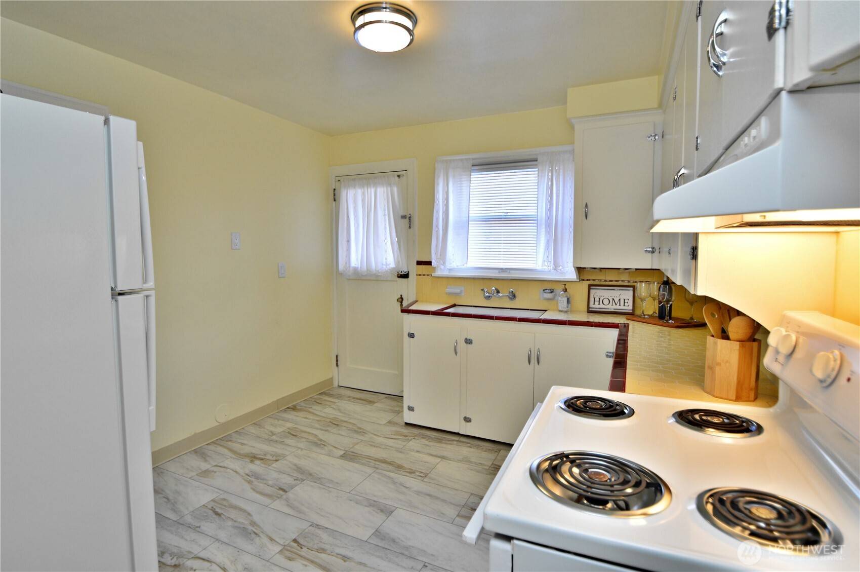229 S 57th ST, Tacoma, WA 98408