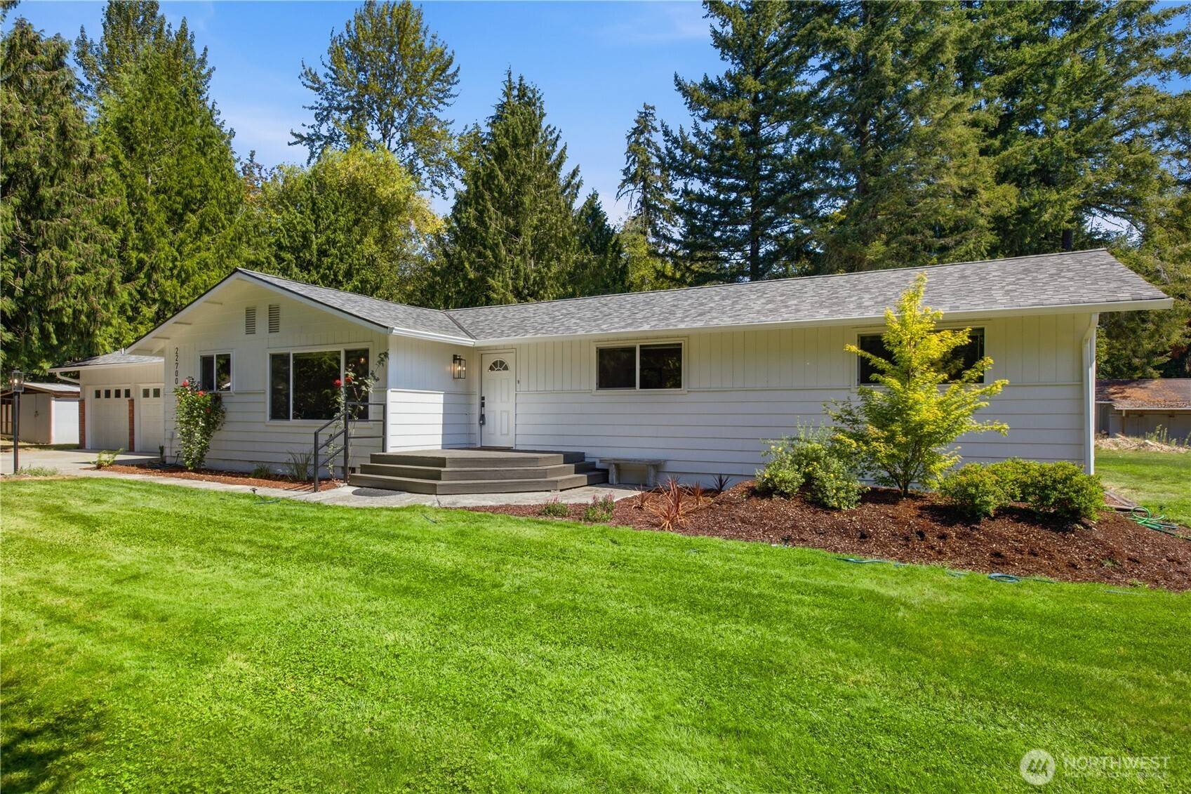 22710 253rd AVE SE, Maple Valley, WA 98038