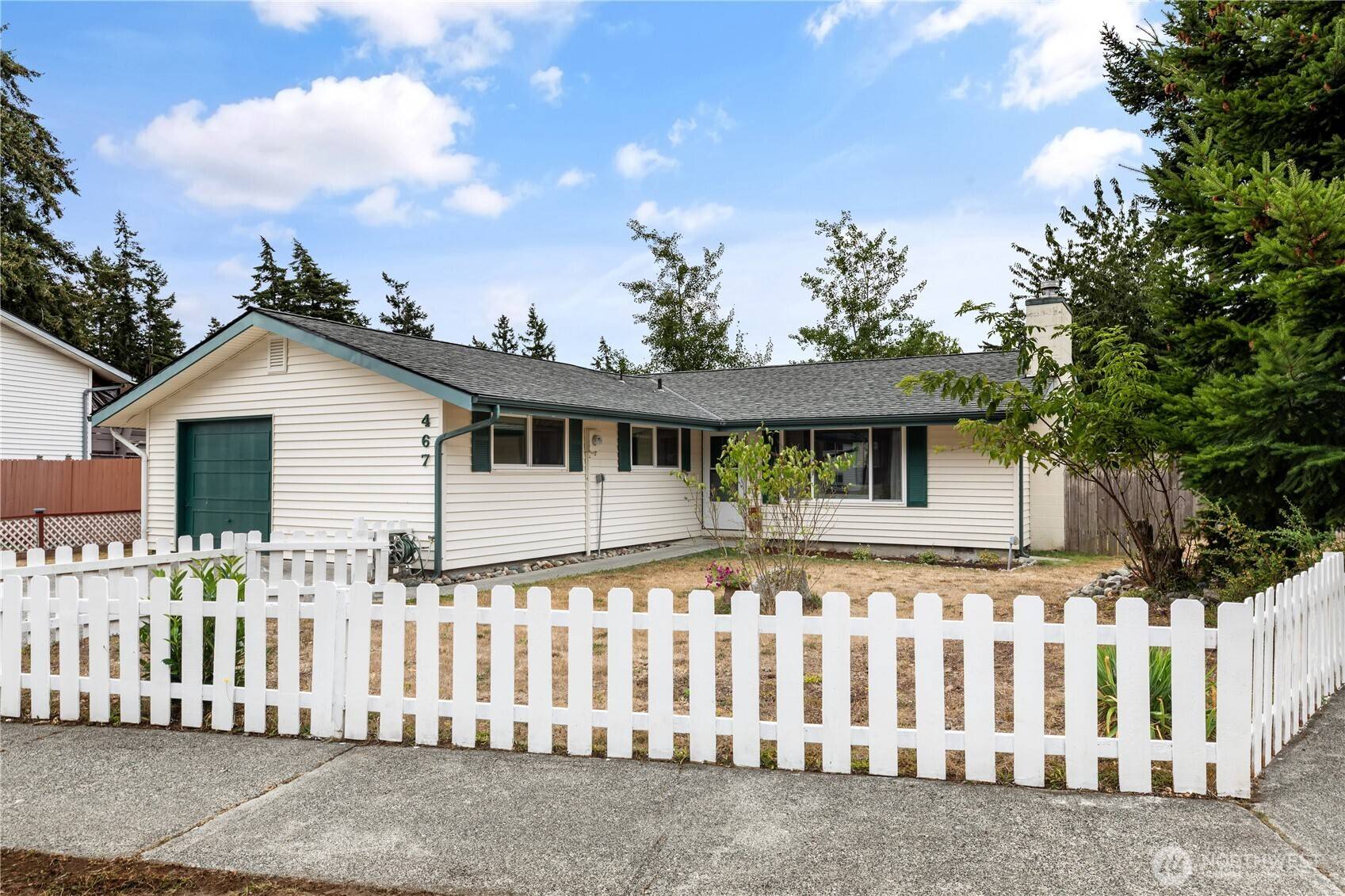 467 NW 8th AVE, Oak Harbor, WA 98277