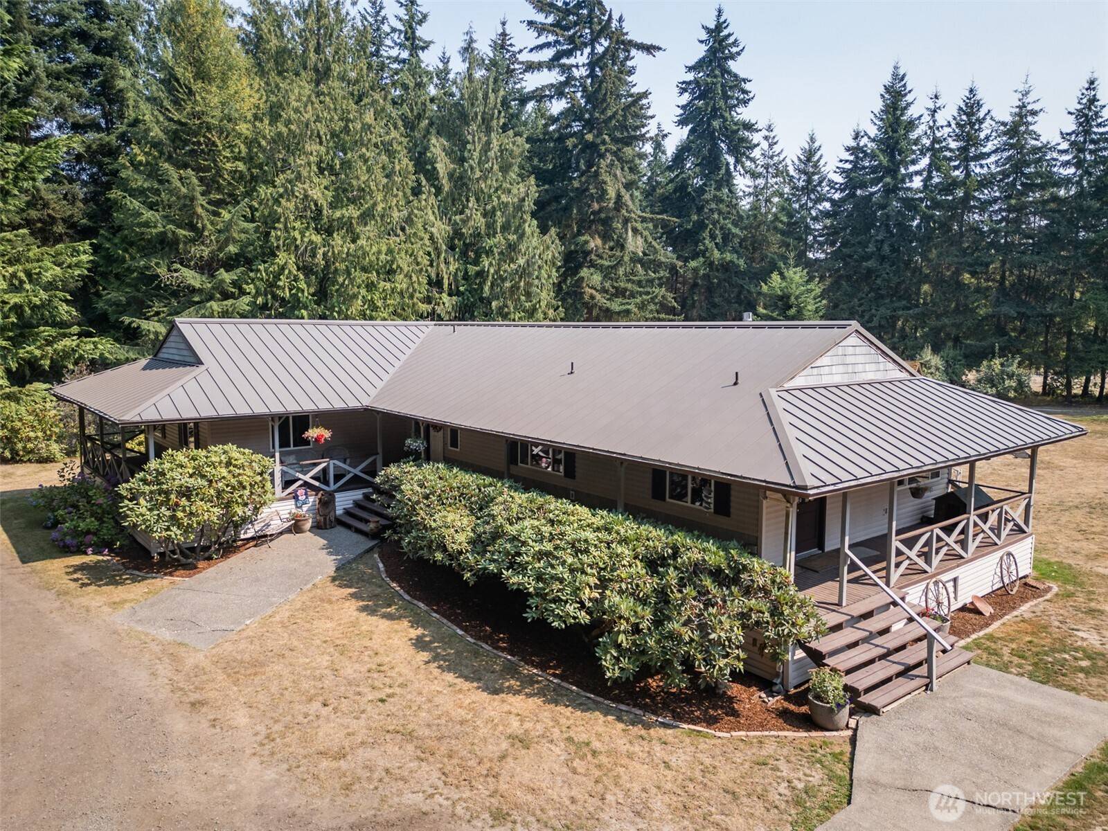 533 Hulse RD, Port Angeles, WA 98362