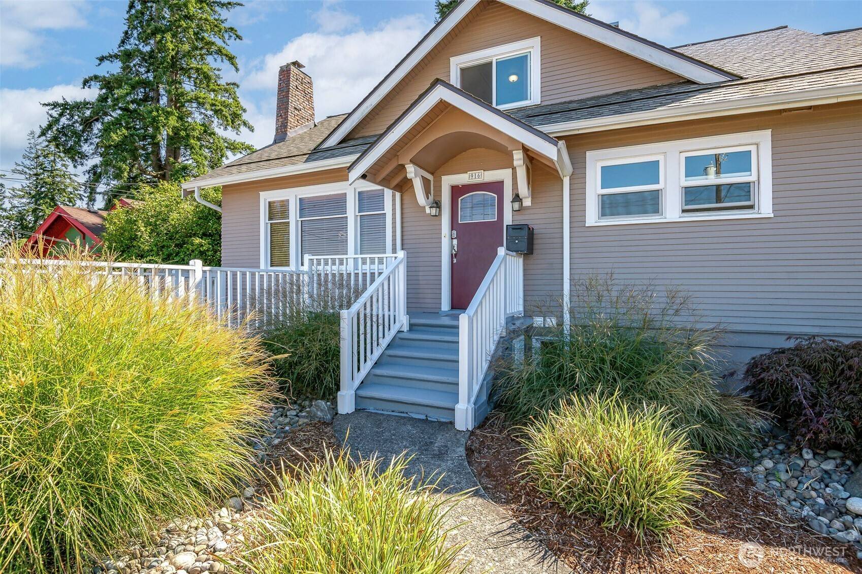 916 Dwight ST, Port Orchard, WA 98366
