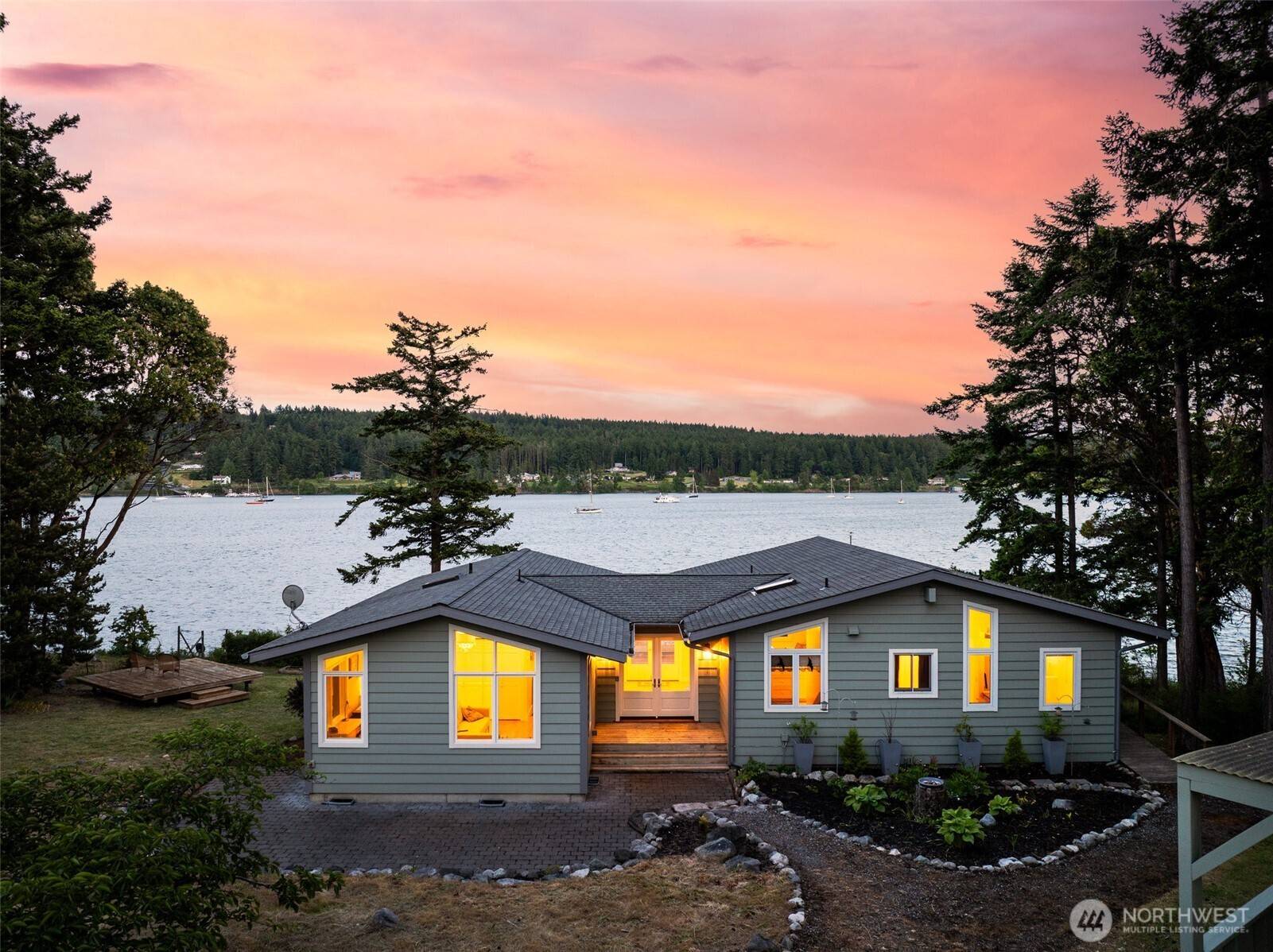1794 Bayshore RD, Lopez Island, WA 98261