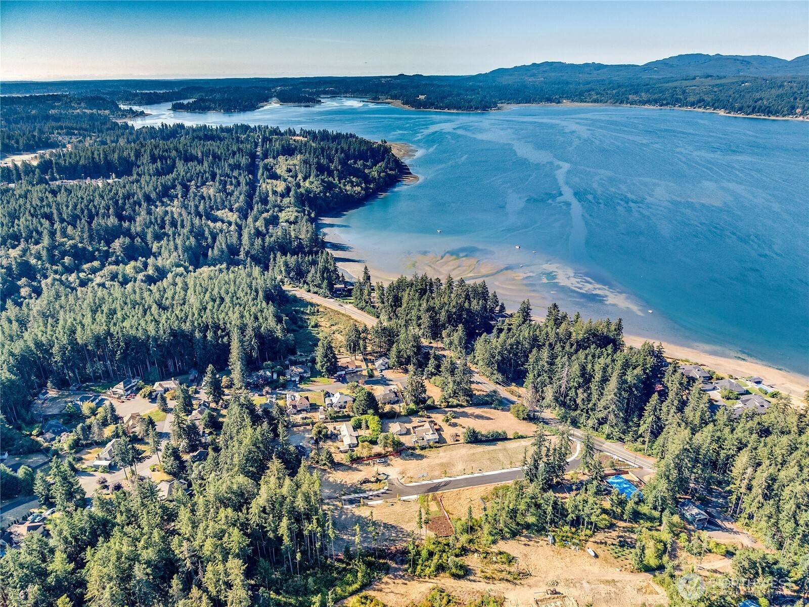 1 Windham LN, Bremerton, WA 98311
