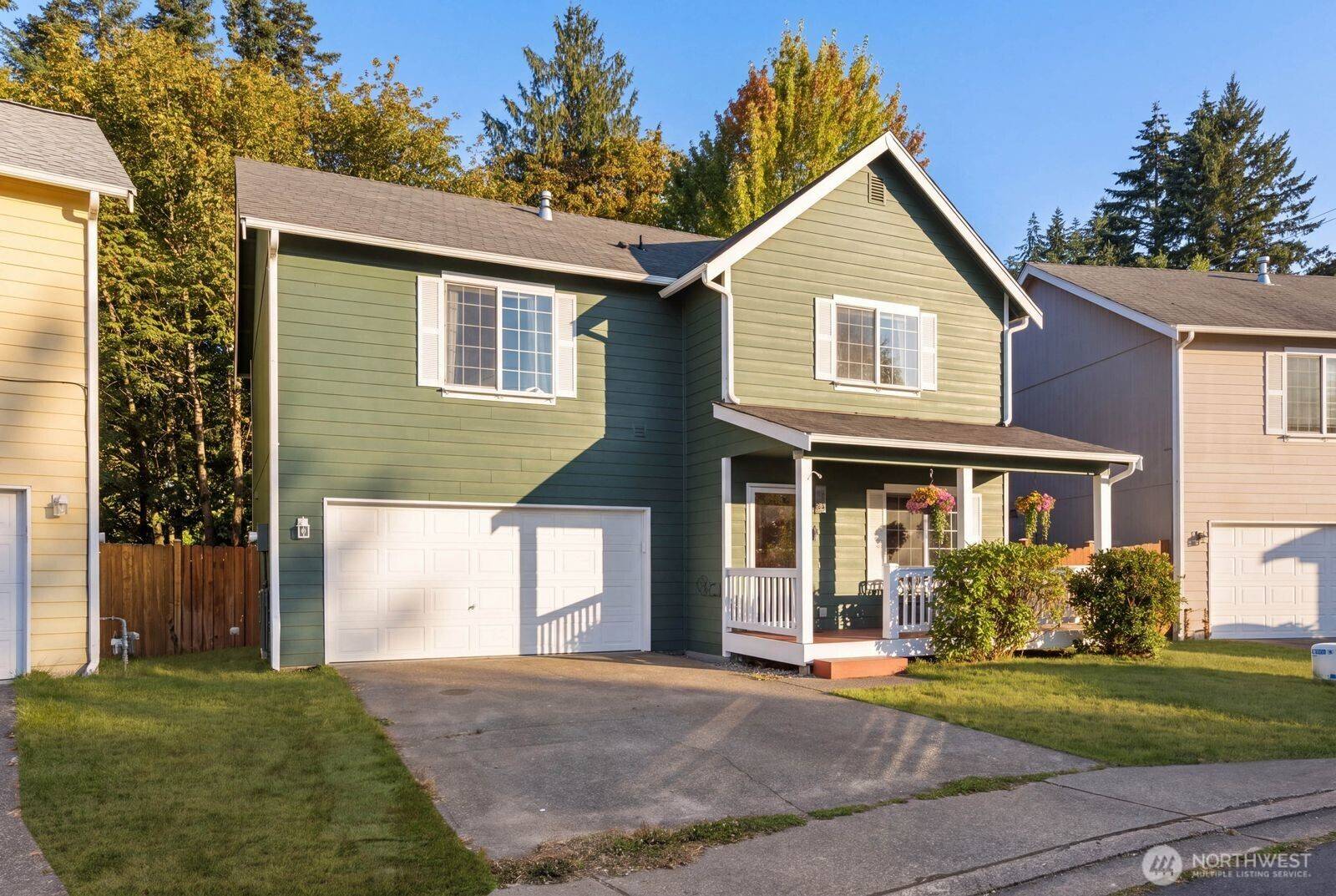 6260 Alexis DR NE, Bremerton, WA 98311