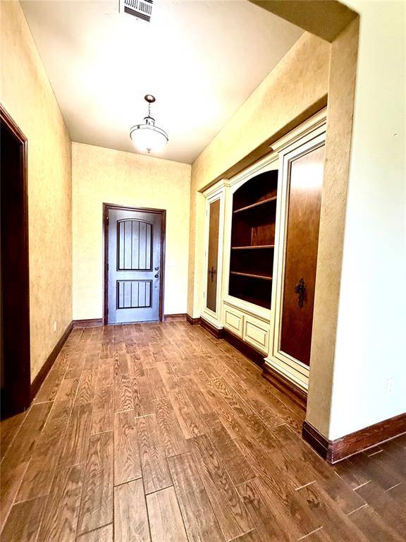 2817 Marigold LN, Edmond, OK 73013