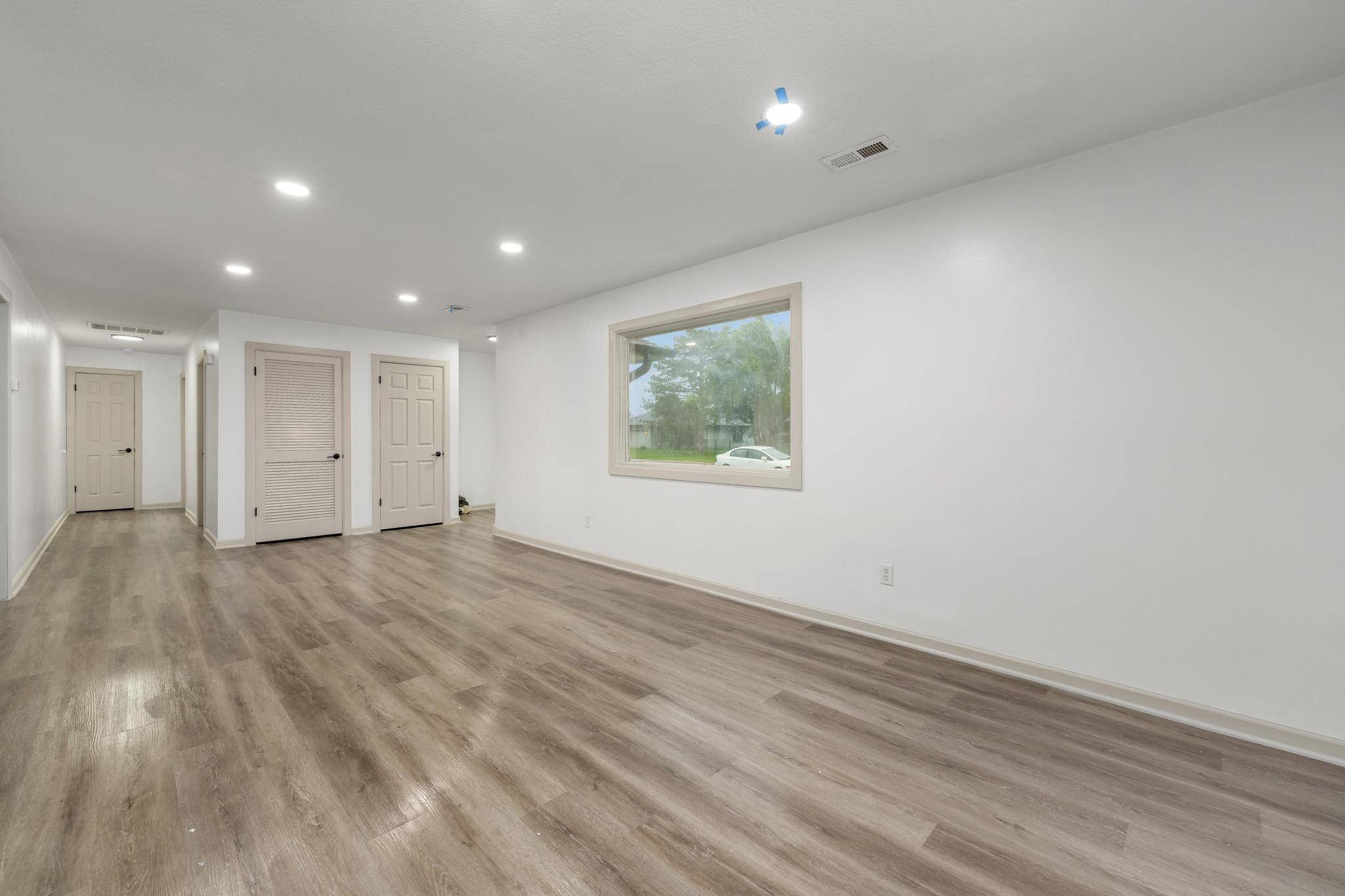 218 W Aaron Dr, Andover, KS 67002