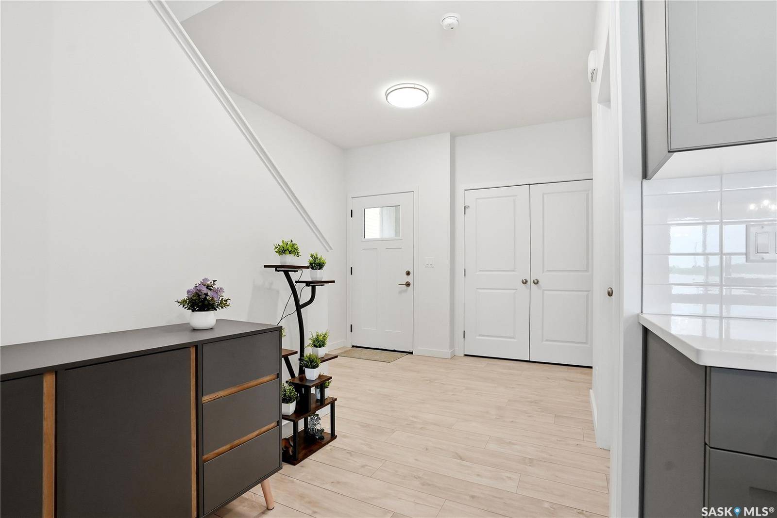 246 Katz COURT, Saskatoon, SK S7H 4R1