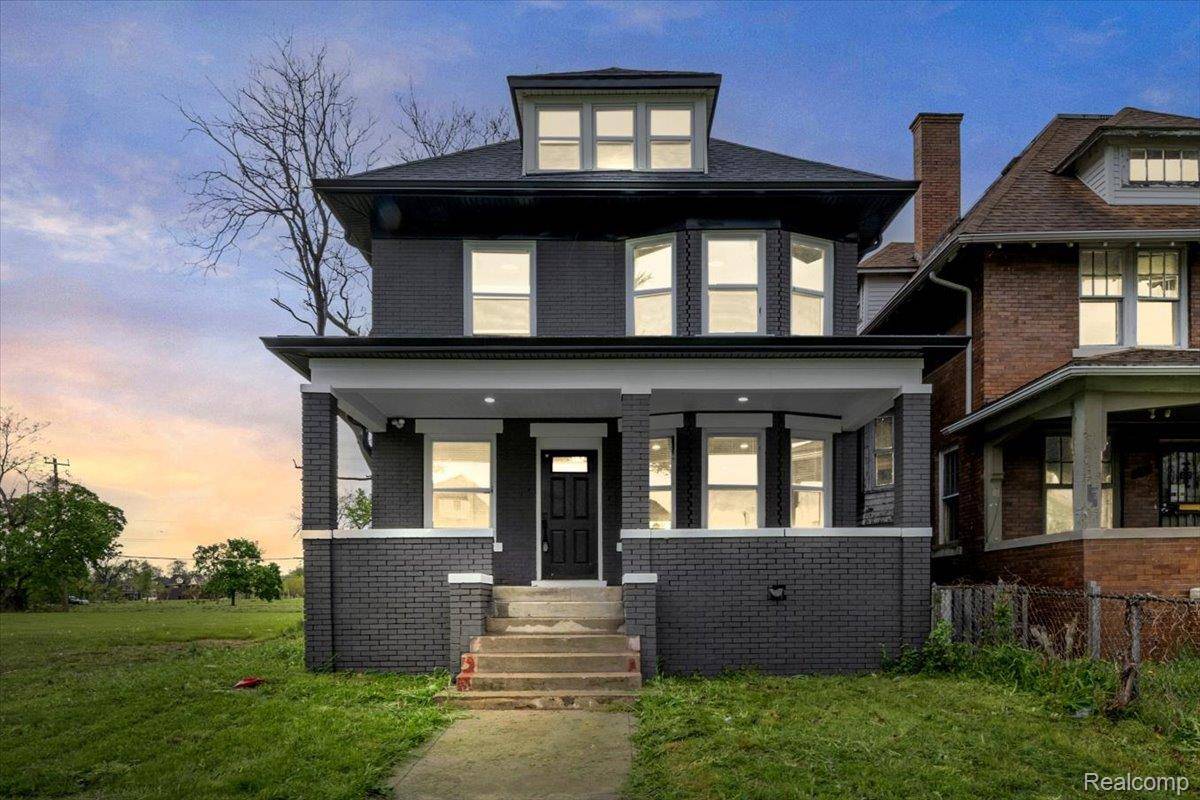 2181 Harding ST, Detroit, MI 48214