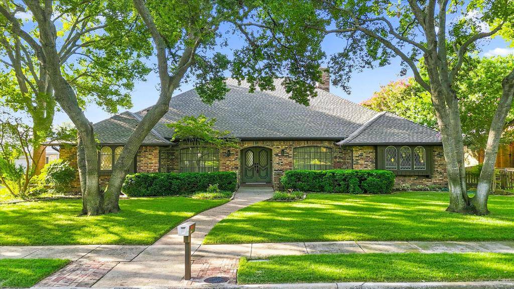 1912 Deerfield Drive, Plano, TX 75023