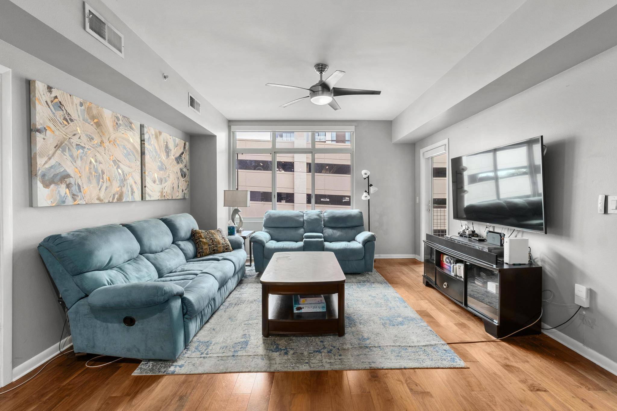 54 Rainey ST #609, Austin, TX 78701