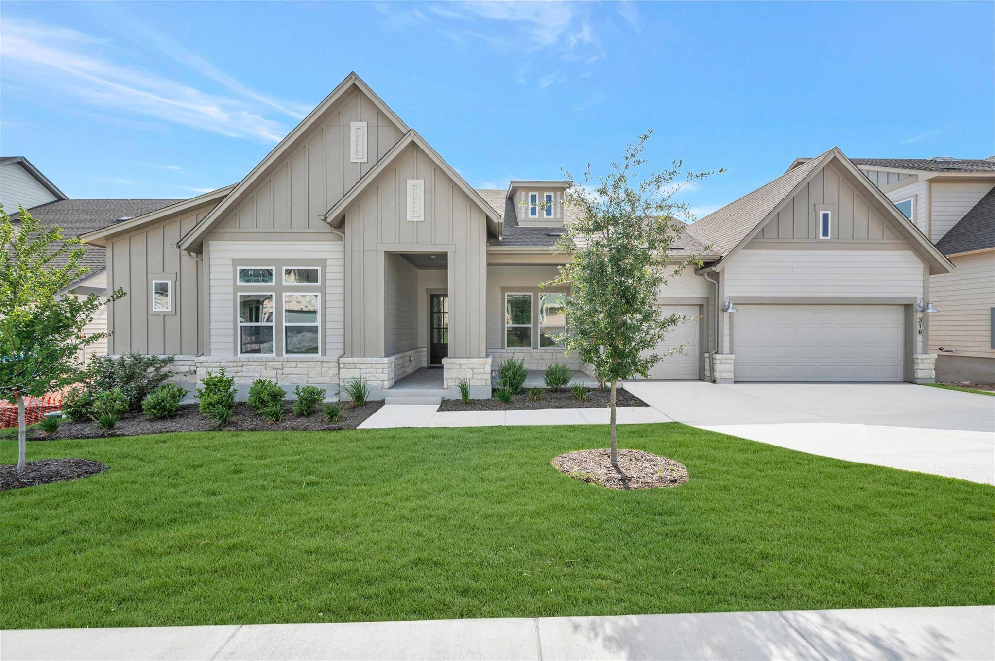 318 Silver Sage CT, Dripping Springs, TX 78620