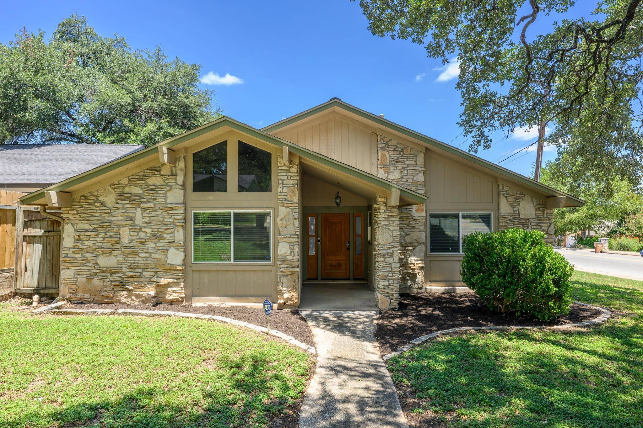 900 Austin Highlands BLVD, Austin, TX 78745
