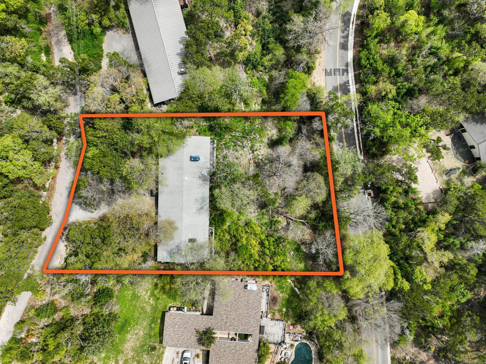 1204 Yaupon Valley RD, West Lake Hills, TX 78746