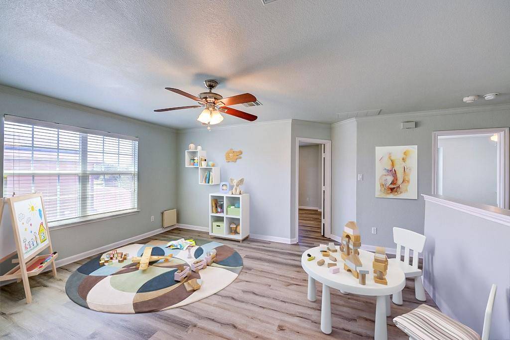 455 Gina DR, Kyle, TX 78640