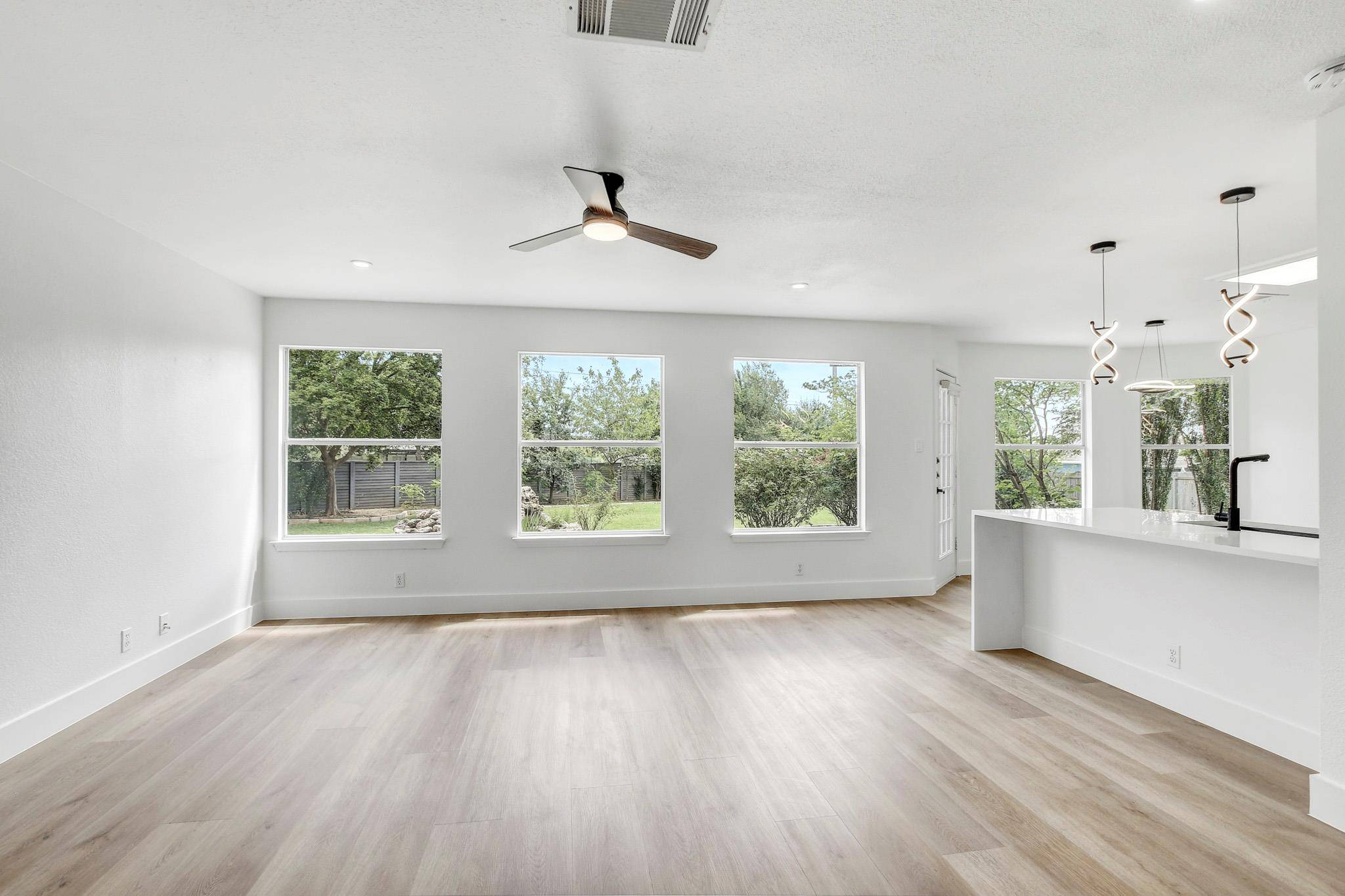 16803 Bailey Jean DR, Round Rock, TX 78681