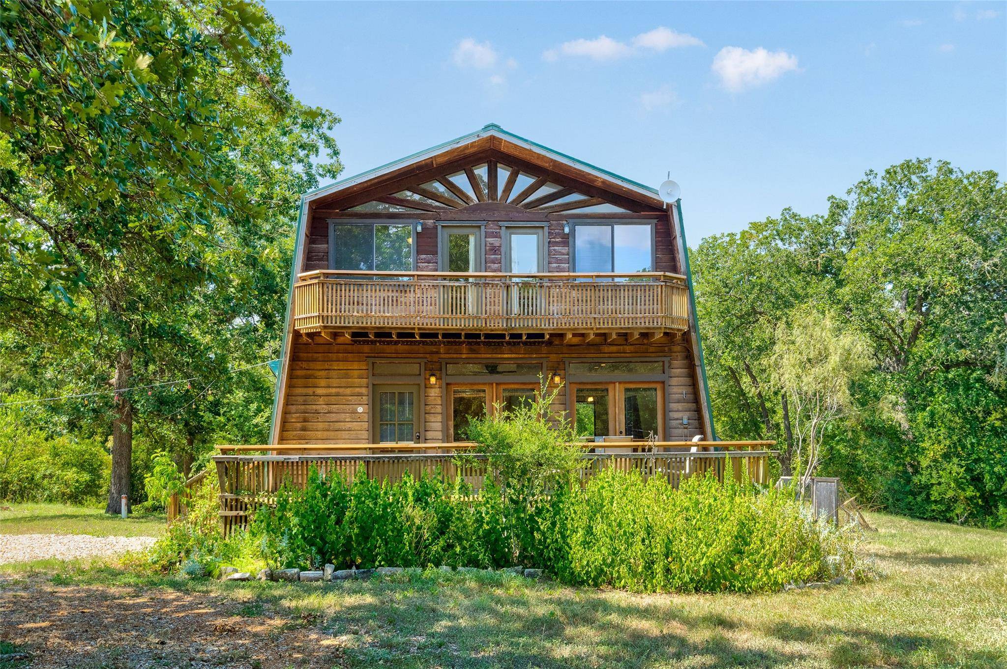 281 Earl Callahan RD, Cedar Creek, TX 78612