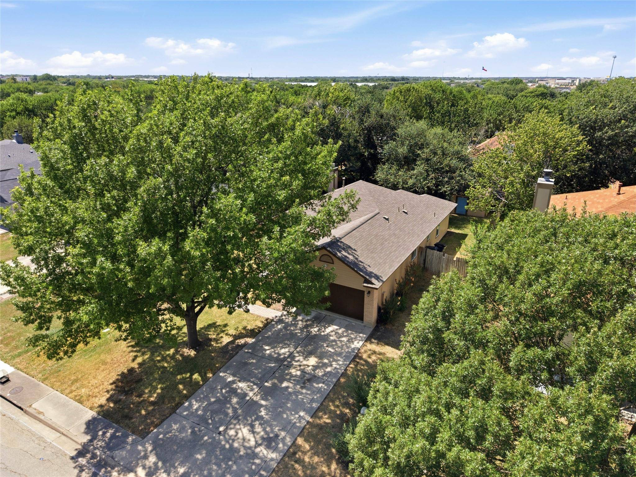 151 Henke CV, Kyle, TX 78640