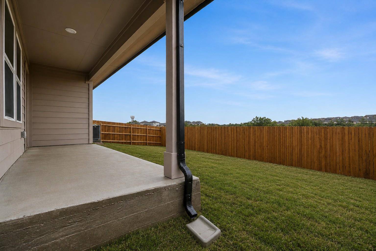 133 Whipporwill LN, San Marcos, TX 78666