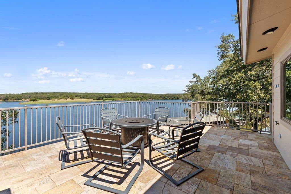 512 Harbor DR #7, Spicewood, TX 78669
