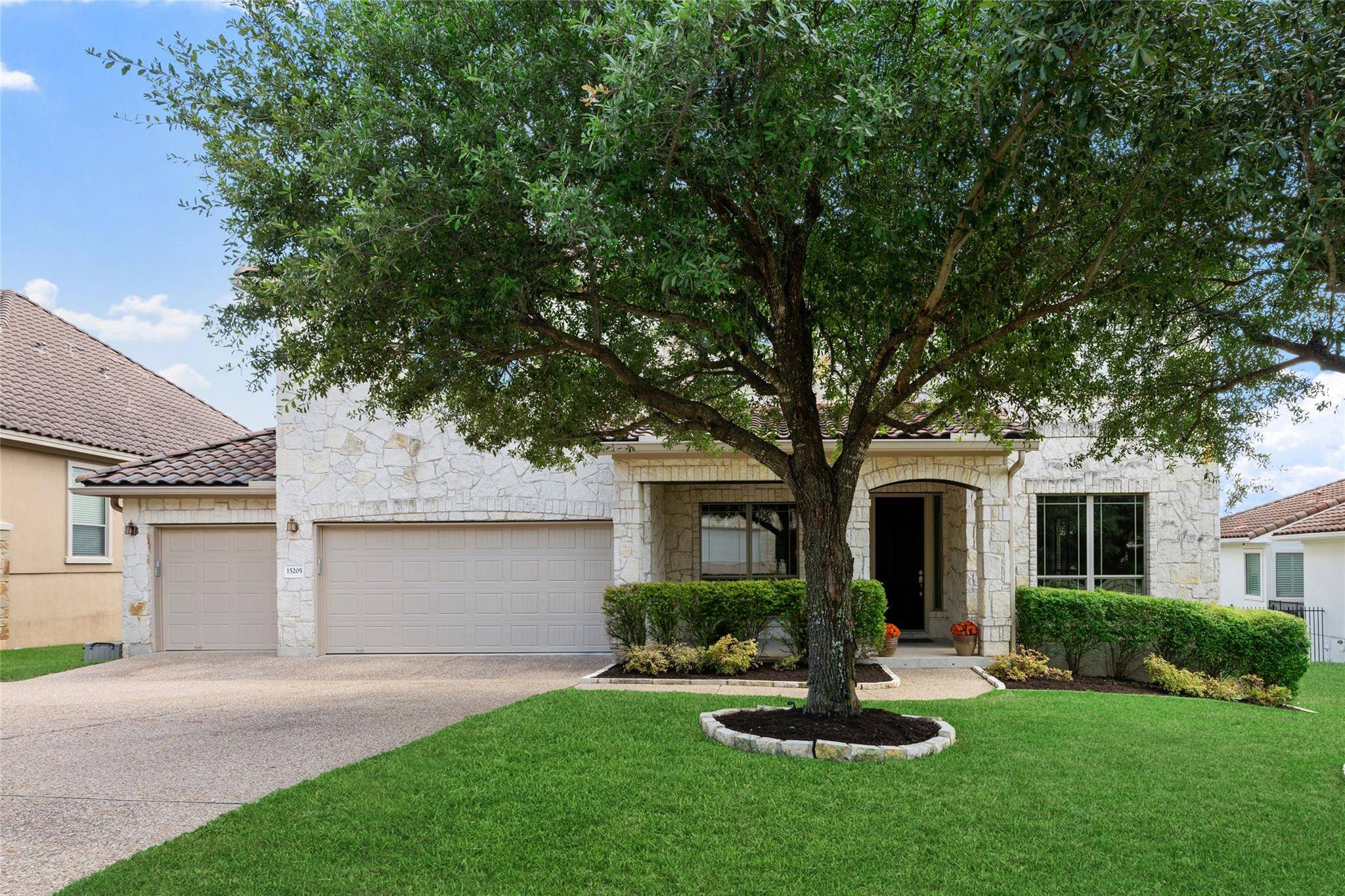 15205 Spillman Ranch LOOP, Austin, TX 78738