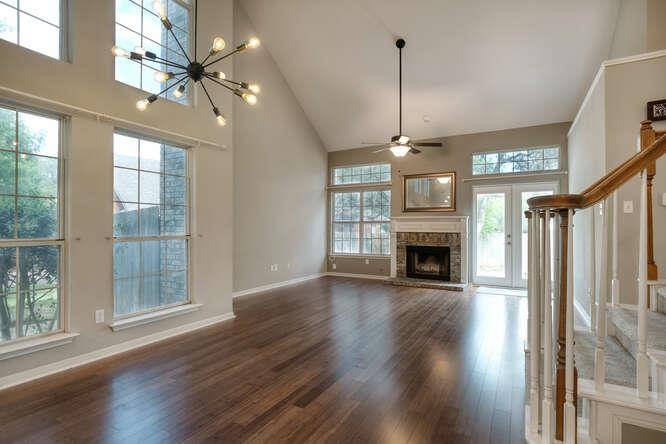 5917 Charles Schreiner TRL, Austin, TX 78749