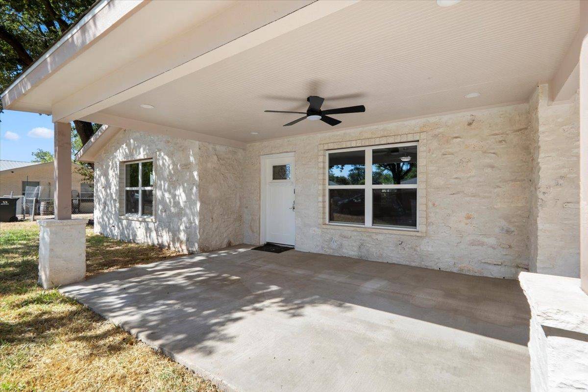 412 Oak ST, Bastrop, TX 78602