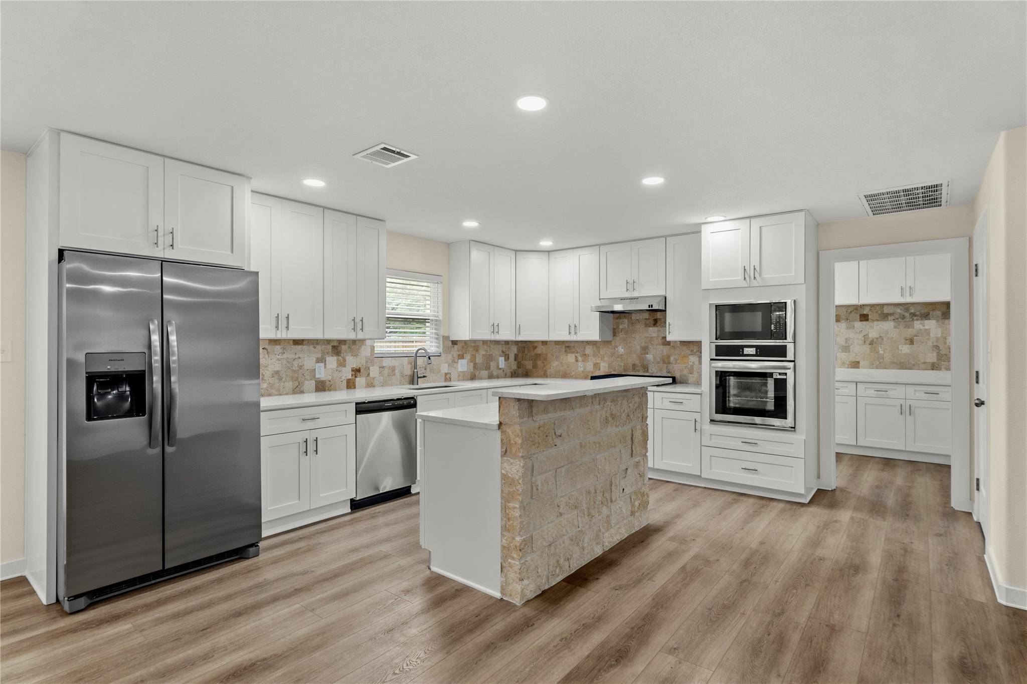 412 Oak ST, Bastrop, TX 78602