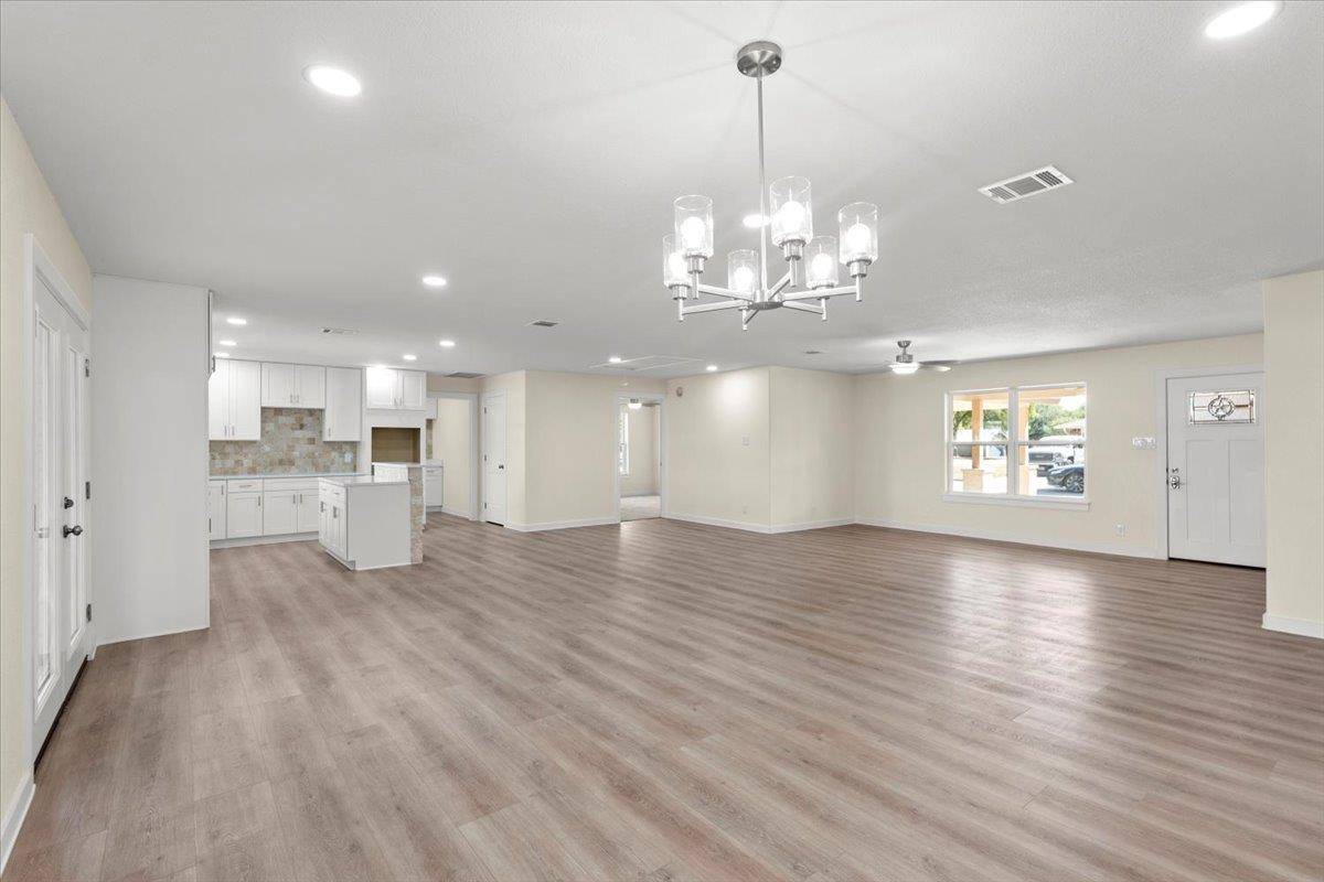 412 Oak ST, Bastrop, TX 78602
