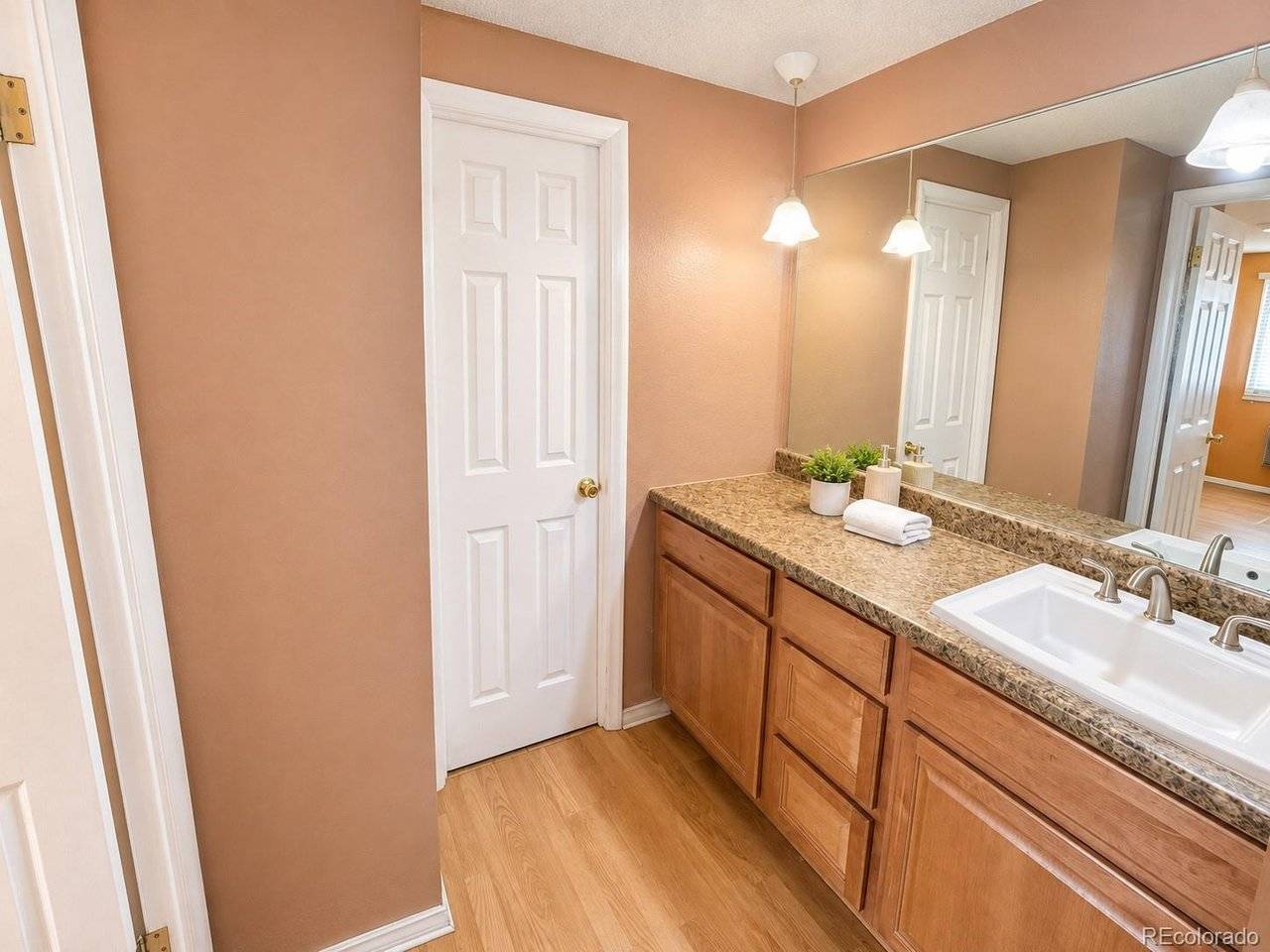 1306 S Parker #166, Denver, CO 80231