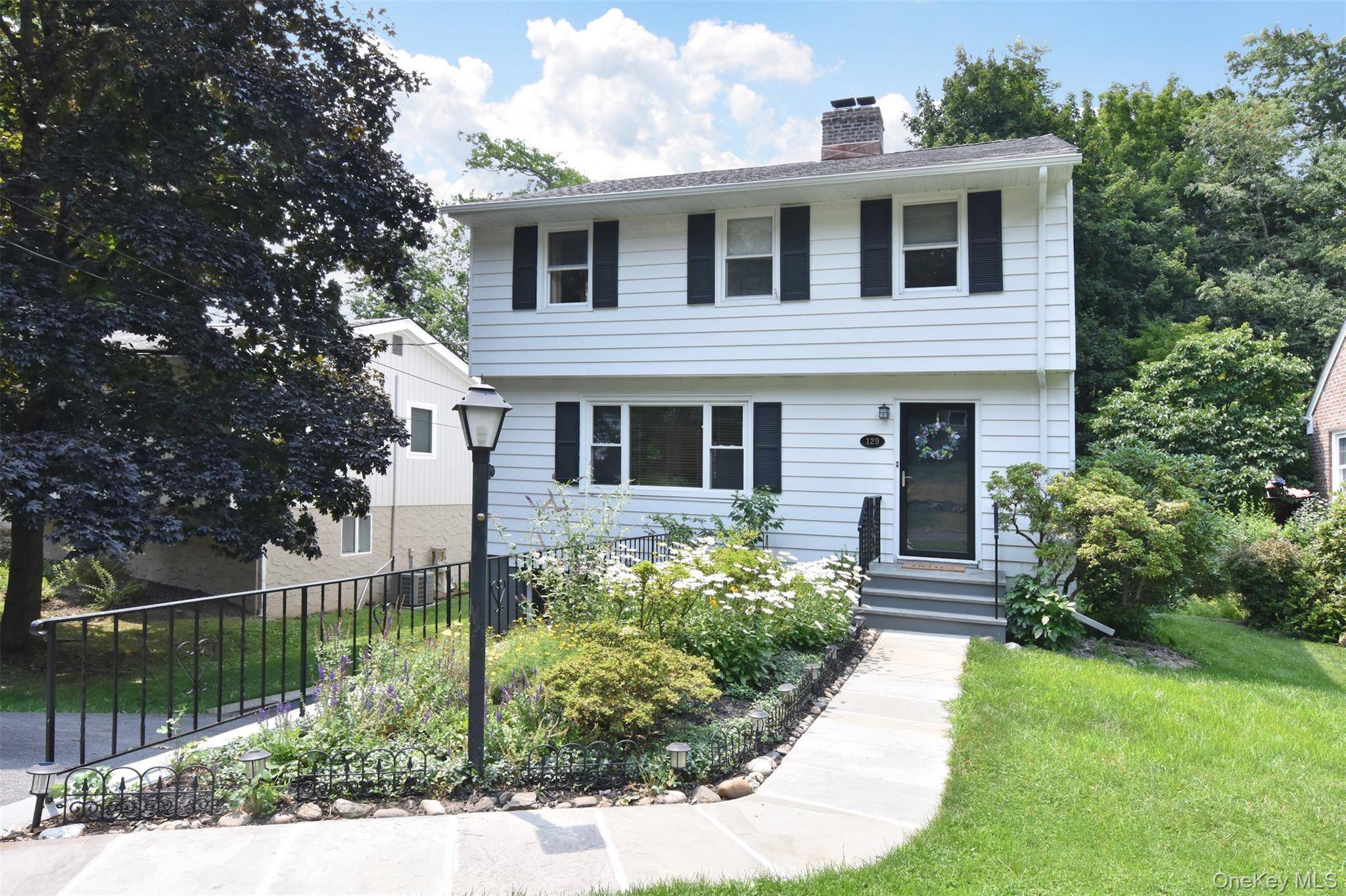 129 Hilldale RD, Dobbs Ferry, NY 10522
