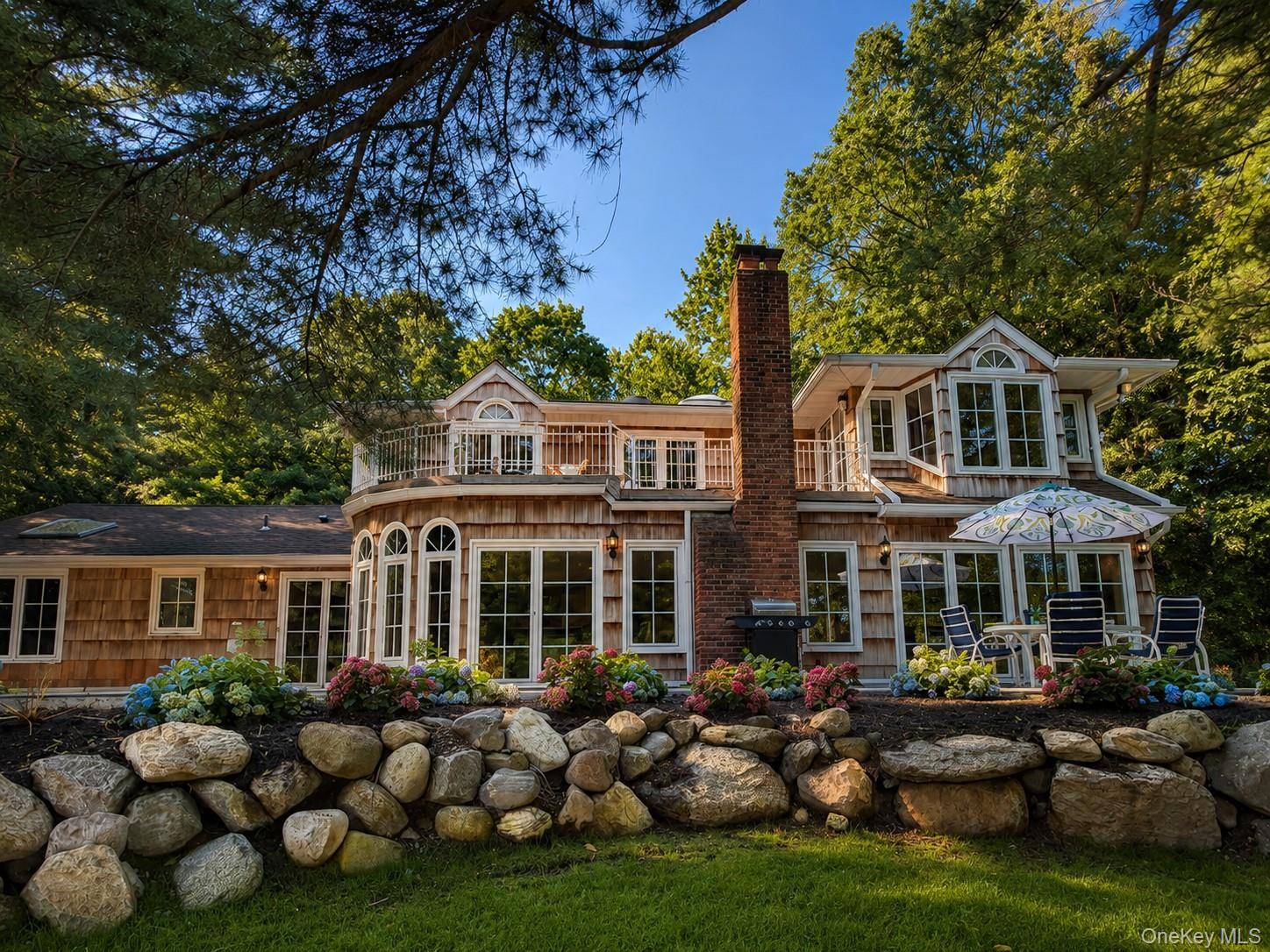1846 Muttontown RD, Syosset, NY 11791