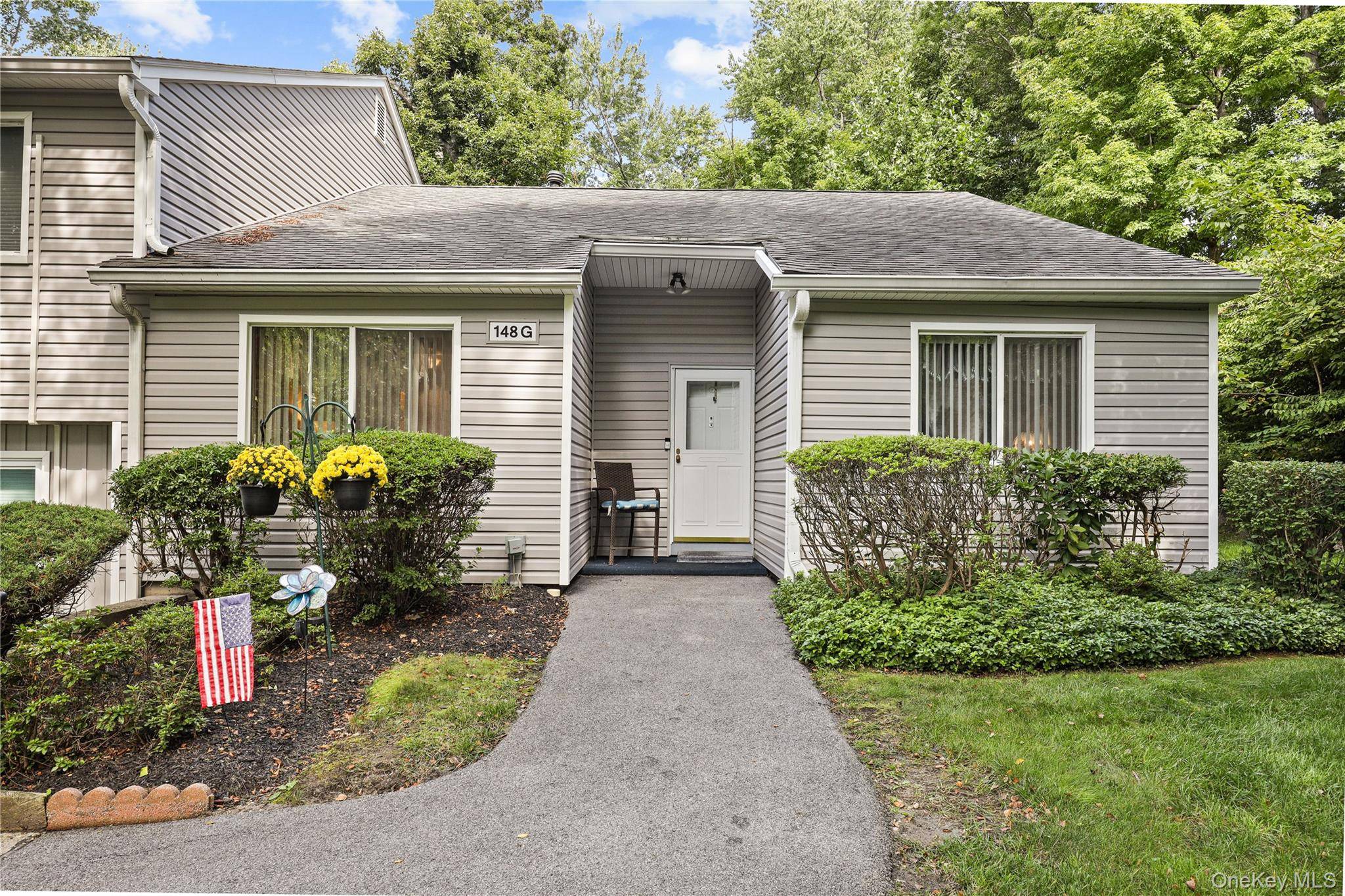 148 Flintlock WAY #G, Yorktown Heights, NY 10598