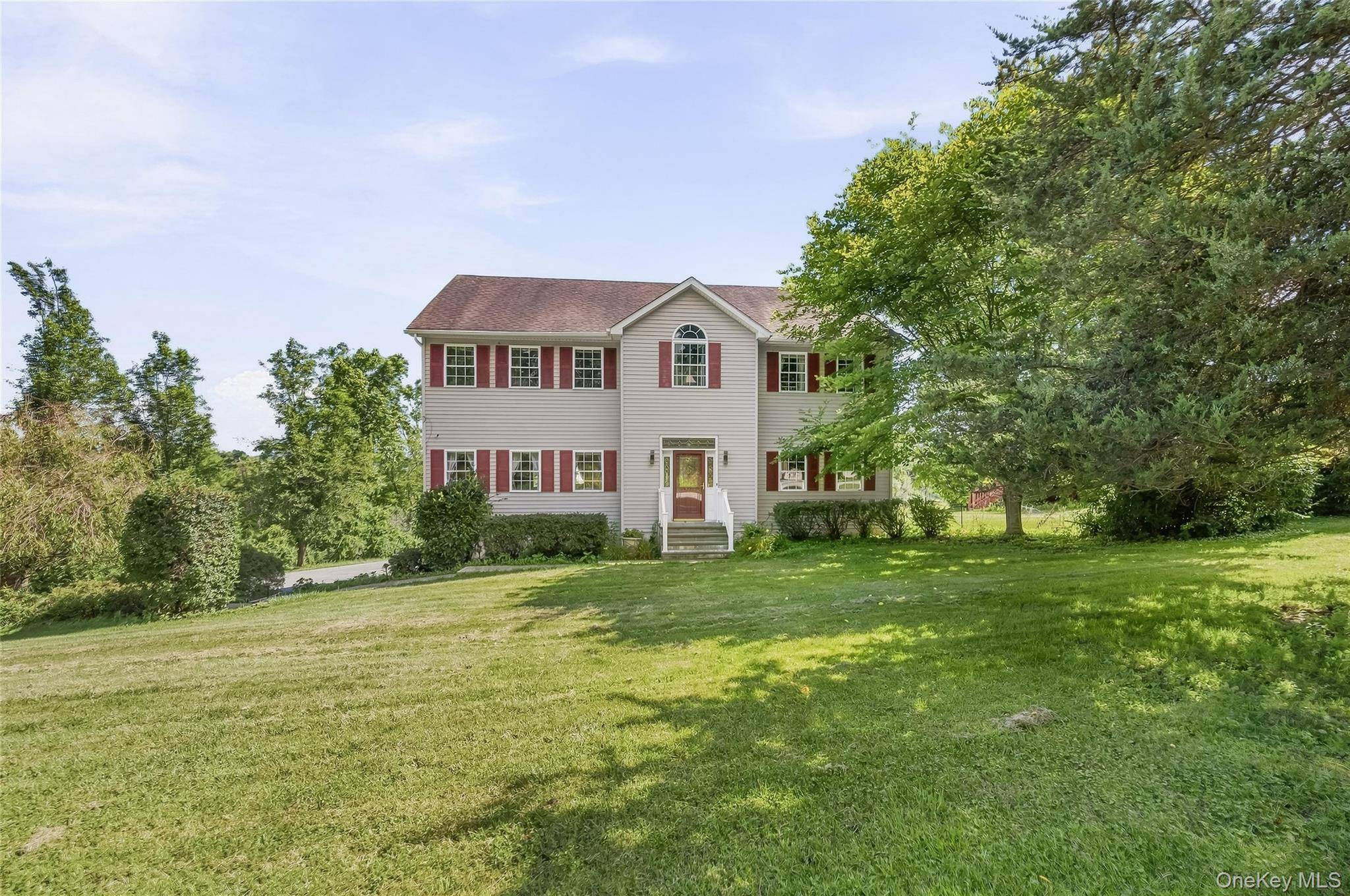 121 Conklingtown RD, Chester, NY 10918