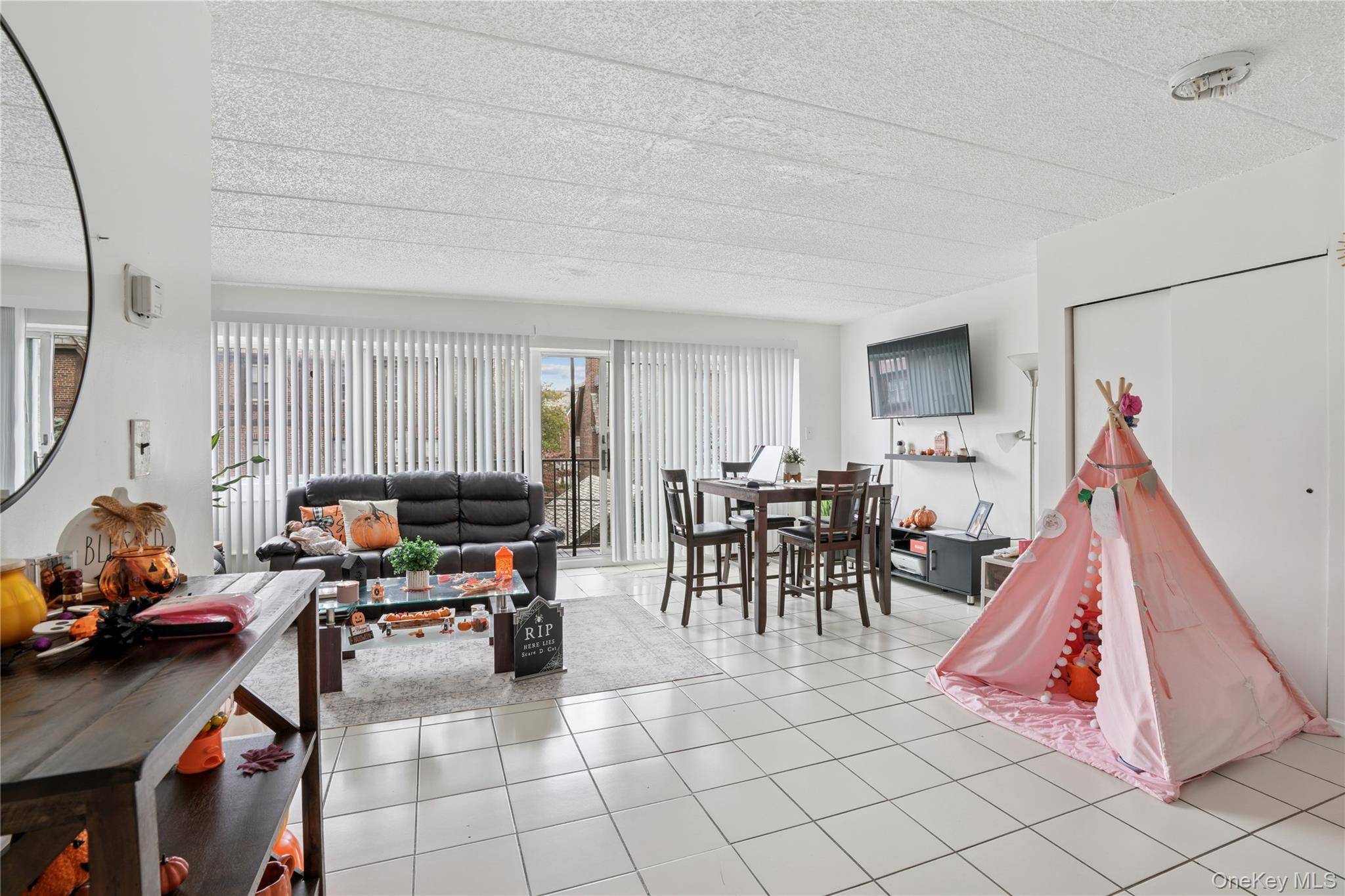 3523 86th ST, Jackson Heights, NY 11372